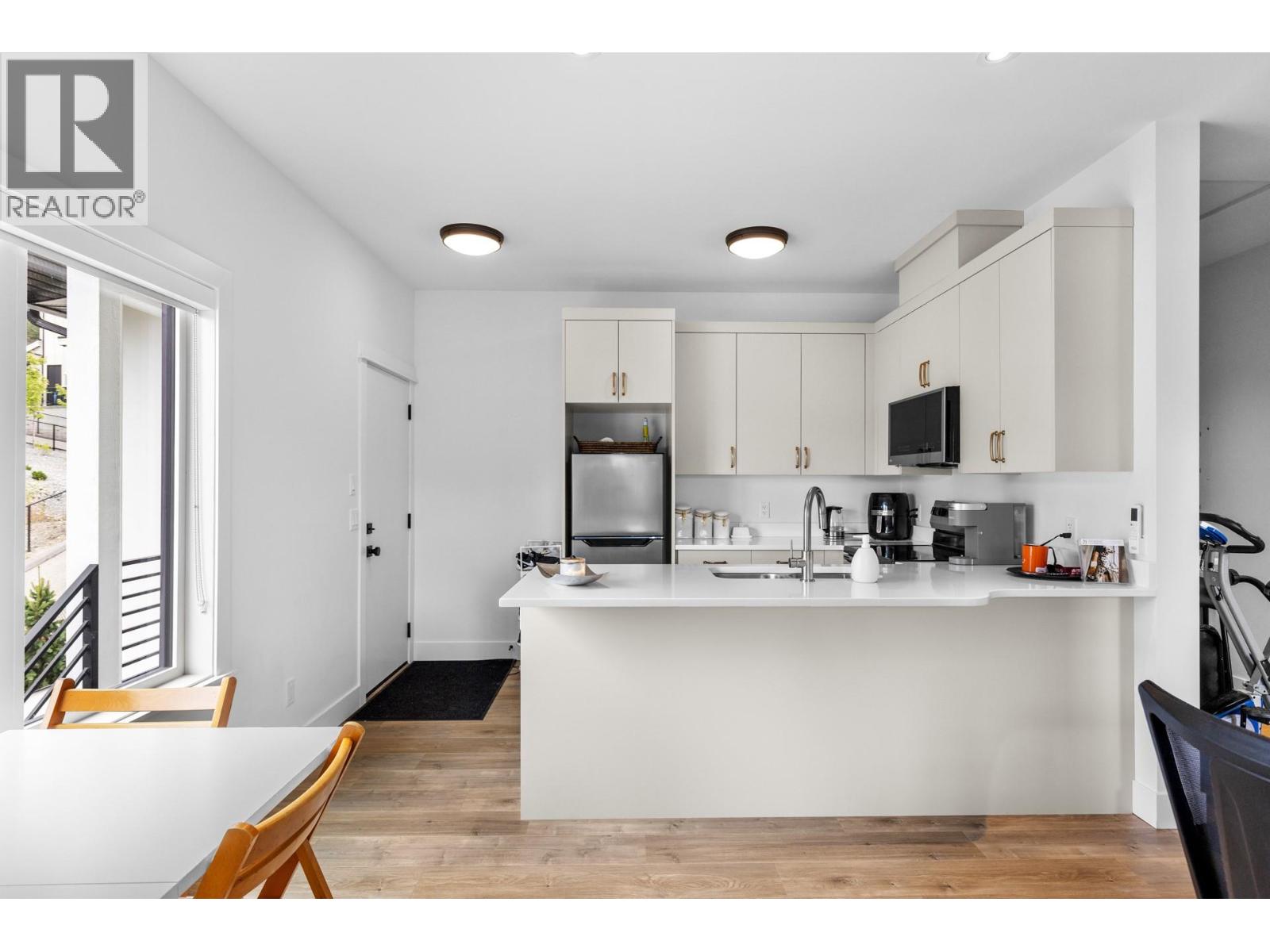 4243 Russo Street, Kelowna, British Columbia  V1W 0C6 - Photo 67 - 10365612