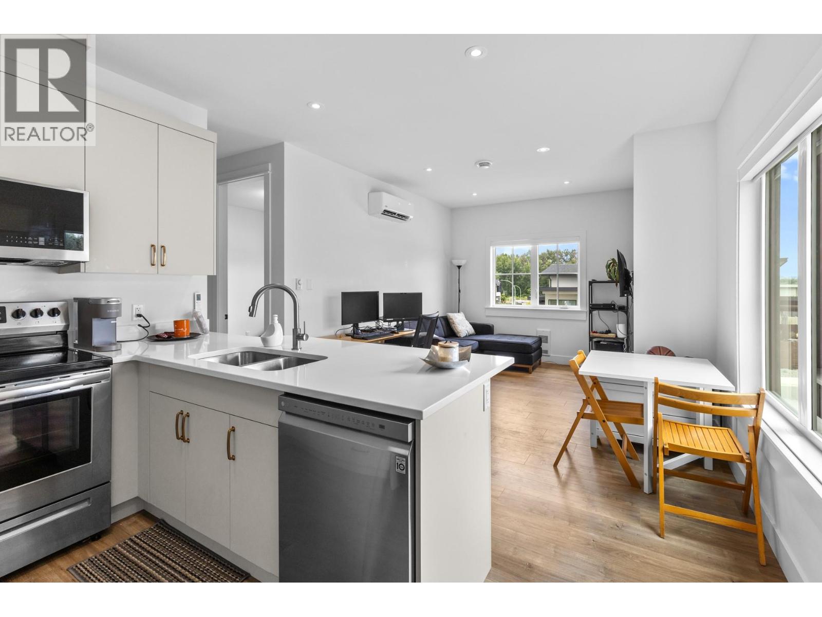 4243 Russo Street, Kelowna, British Columbia  V1W 0C6 - Photo 69 - 10365612