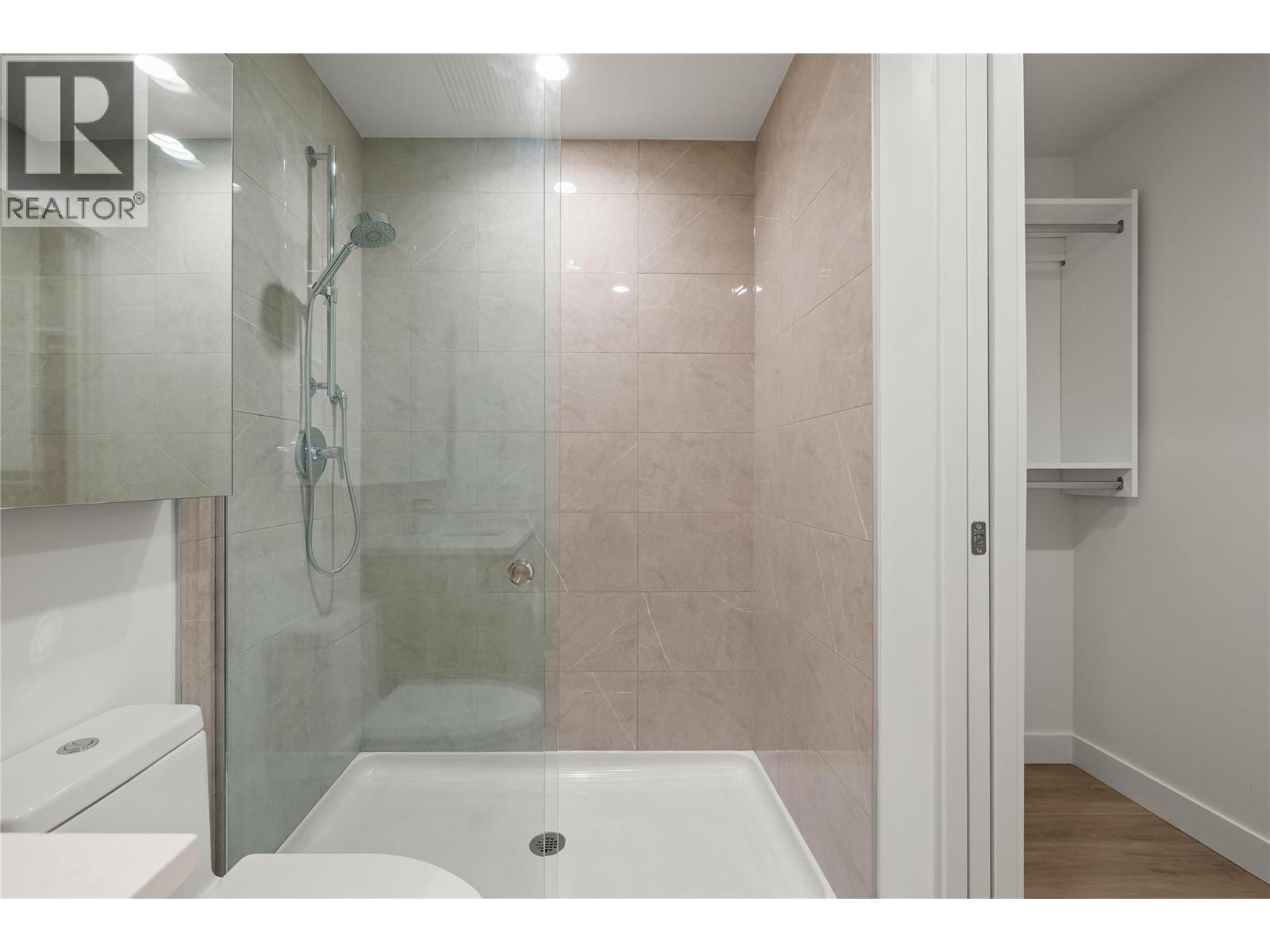 238 Leon Avenue Unit# 1704, Kelowna, British Columbia  V1Y 6H9 - Photo 28 - 10365634