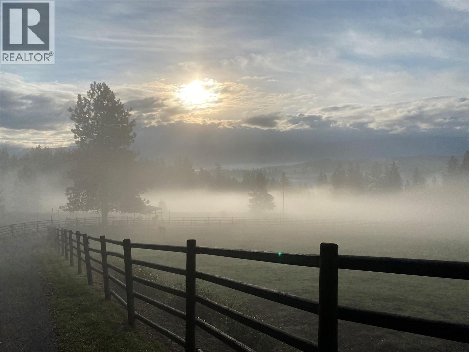 4250 Frederick Road, Armstrong, British Columbia  V3Y 0M9 - Photo 4 - 10365498