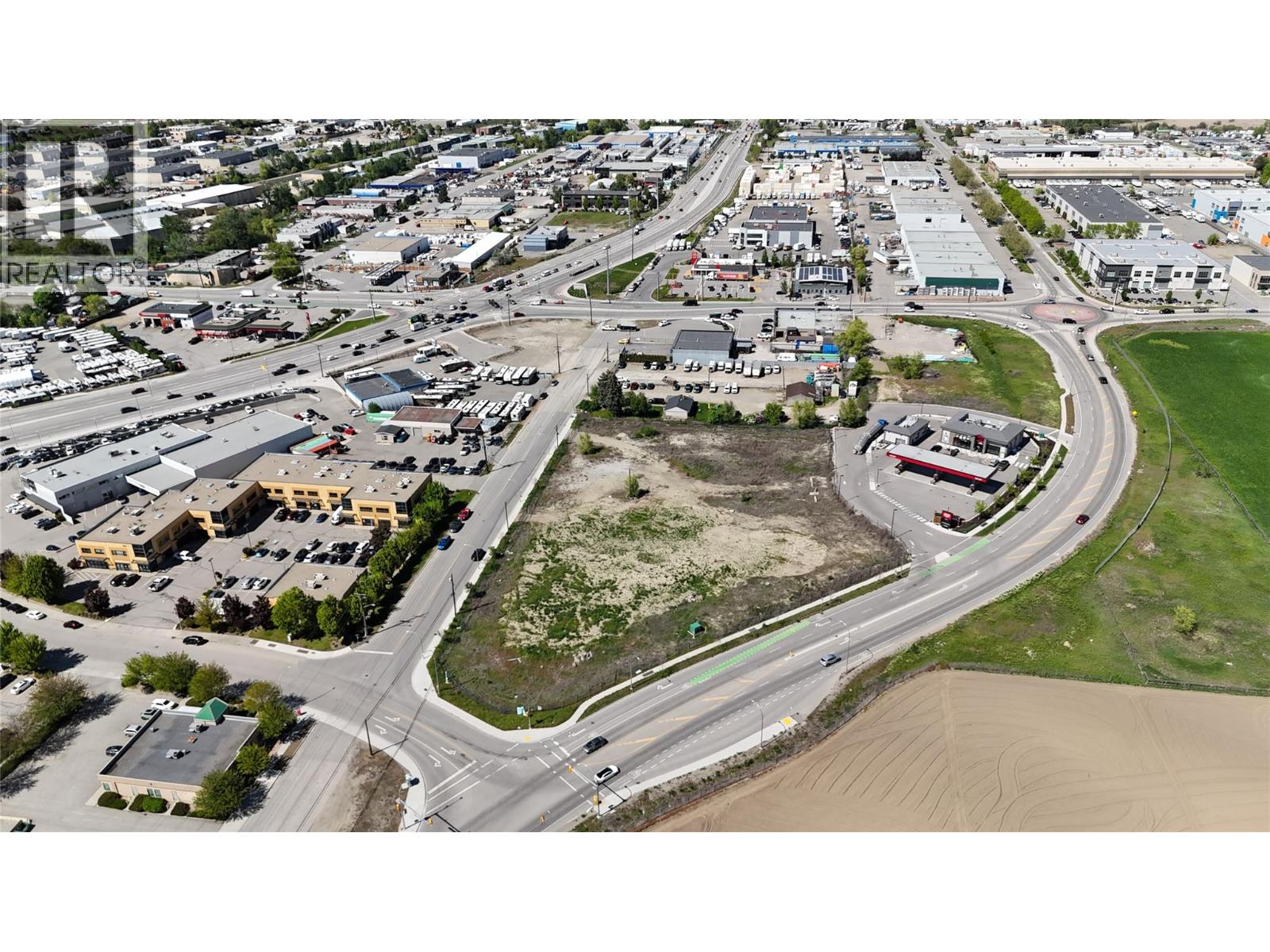 2190 Rutland Road N, Kelowna, British Columbia  V1X 4Z9 - Photo 4 - 10365035