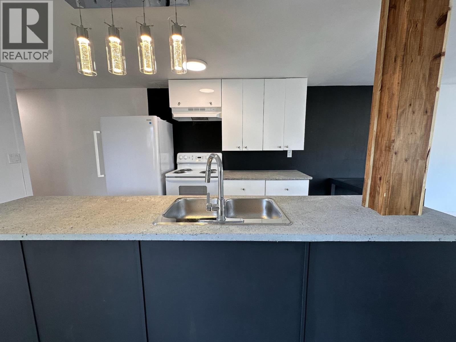 3999 Skaha Lake Road Unit# 34, Penticton, British Columbia  V2A 6J7 - Photo 1 - 10365519