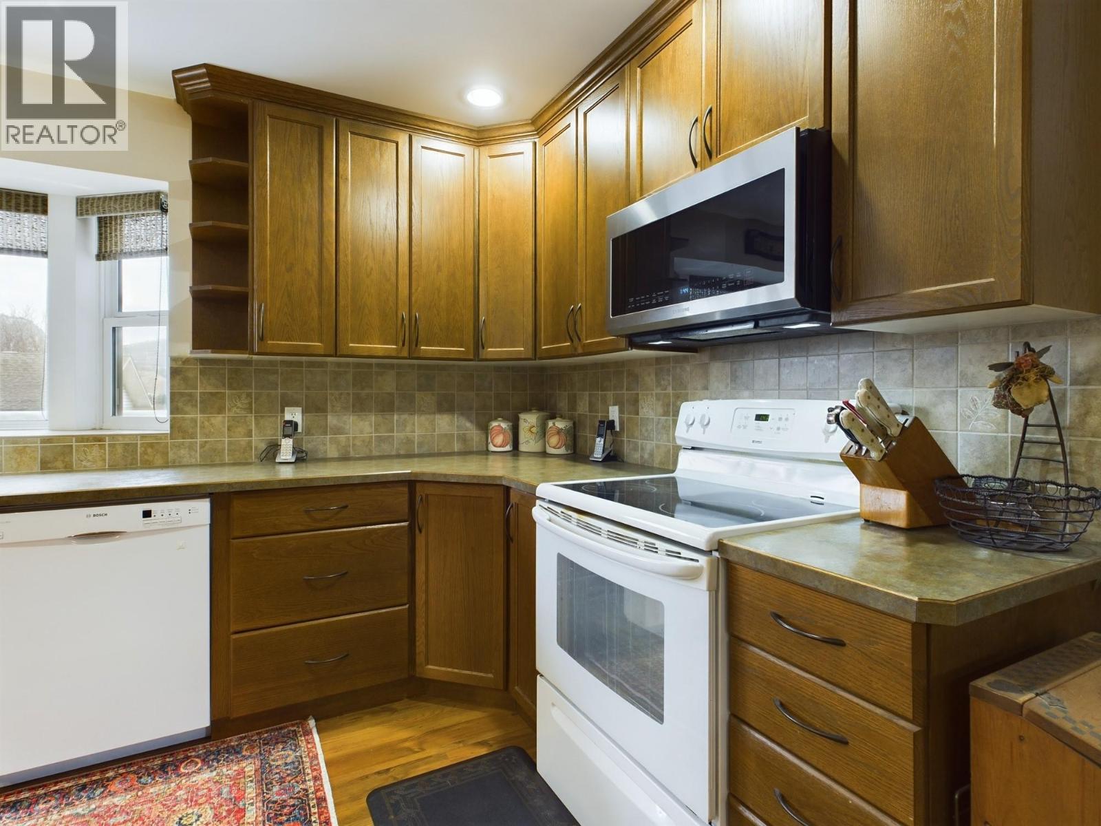 238 Park Rill Road, Oliver, British Columbia  V0H 1T7 - Photo 9 - 10365536