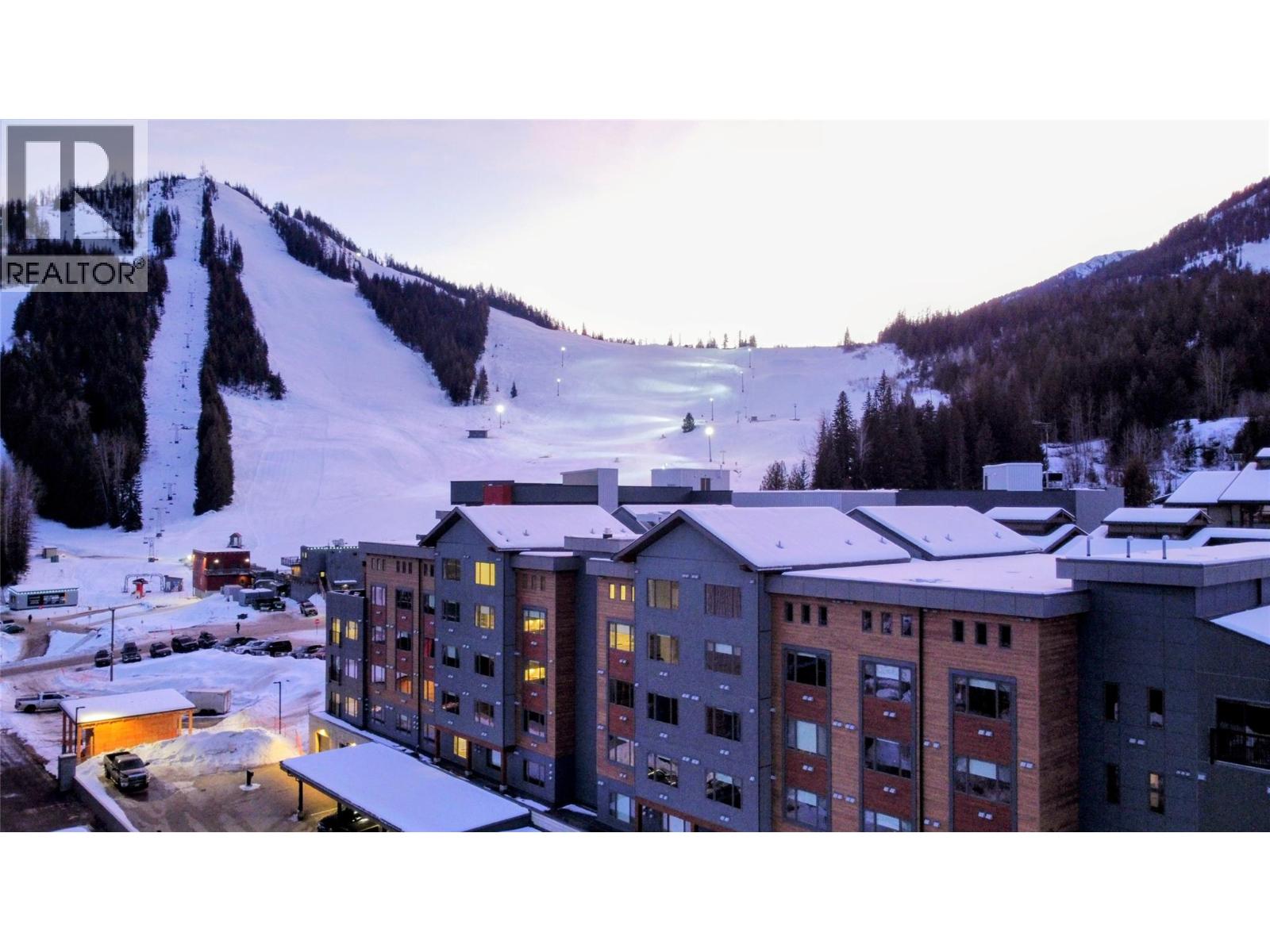 4280 Red Mountain Road Unit# 122, Rossland, British Columbia  V0G 1Y0 - Photo 1 - 10365595