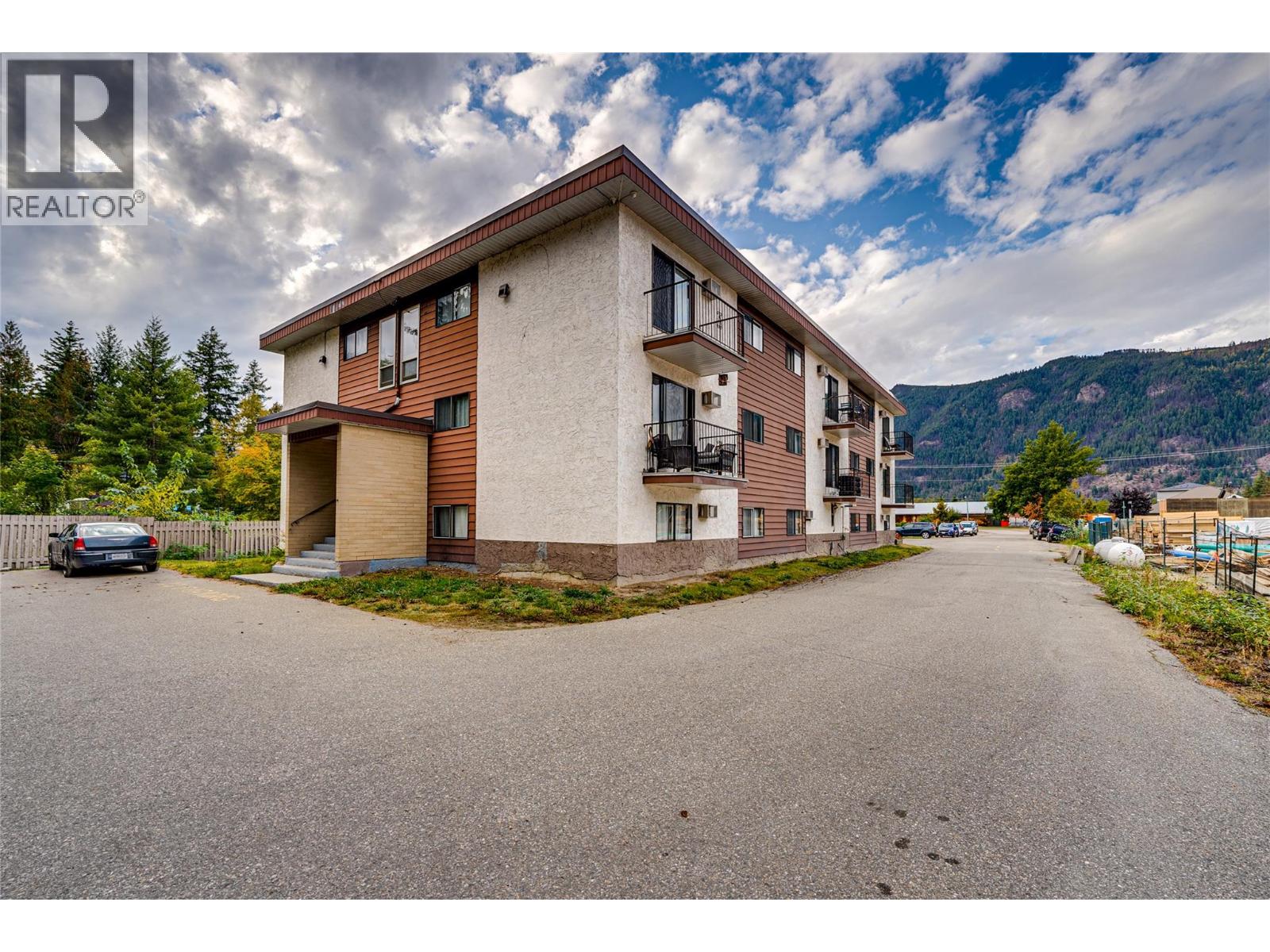 409 Main Street Unit# 206, Sicamous, British Columbia  V0E 2V0 - Photo 4 - 10365709