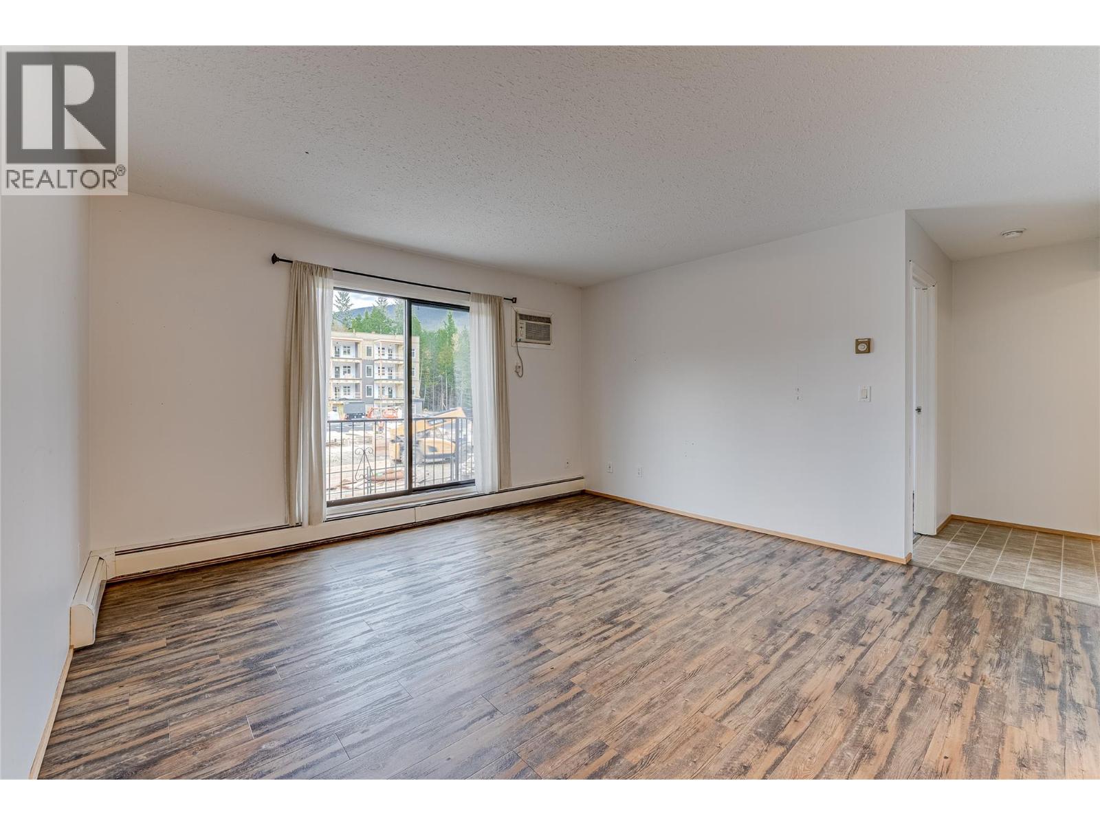 409 Main Street Unit# 206, Sicamous, British Columbia  V0E 2V0 - Photo 9 - 10365709