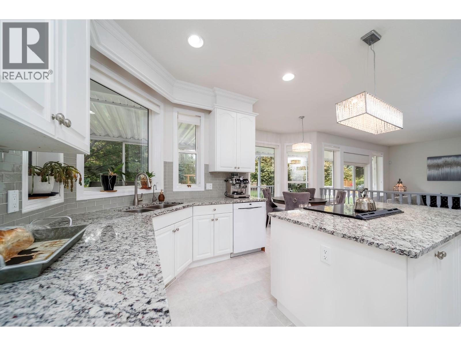 11310 Bond Road, Lake Country, British Columbia  V4V 1J5 - Photo 11 - 10364327