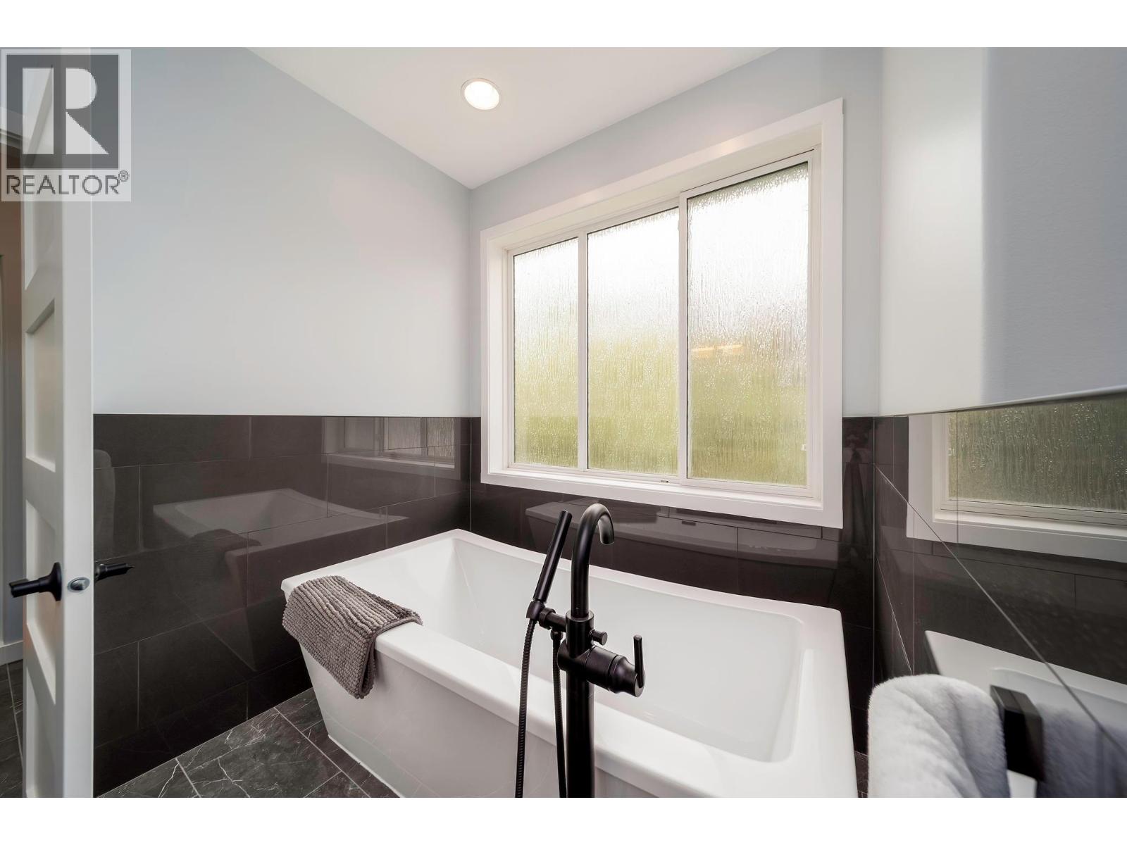 11310 Bond Road, Lake Country, British Columbia  V4V 1J5 - Photo 25 - 10364327