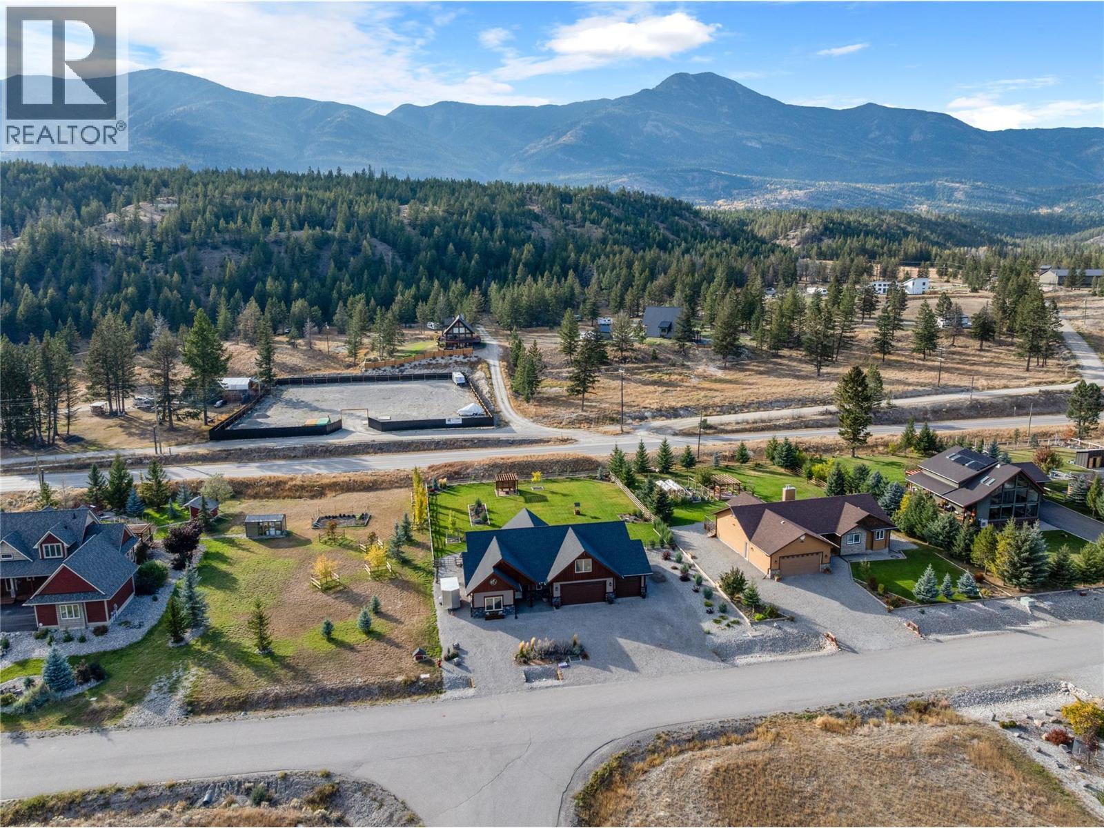 6909 Columbia Ridge Drive, Fairmont Hot Springs, British Columbia  V0B 1L2 - Photo 2 - 10365708