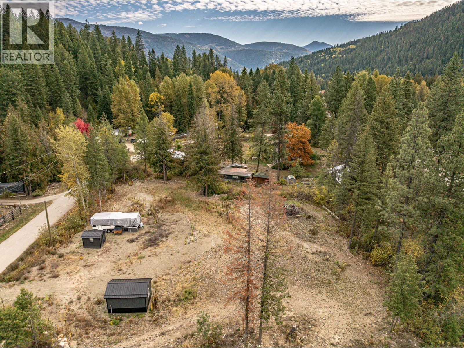 6072 Arnold Road, Salmo, British Columbia  V0G 1Z0 - Photo 1 - 10365491