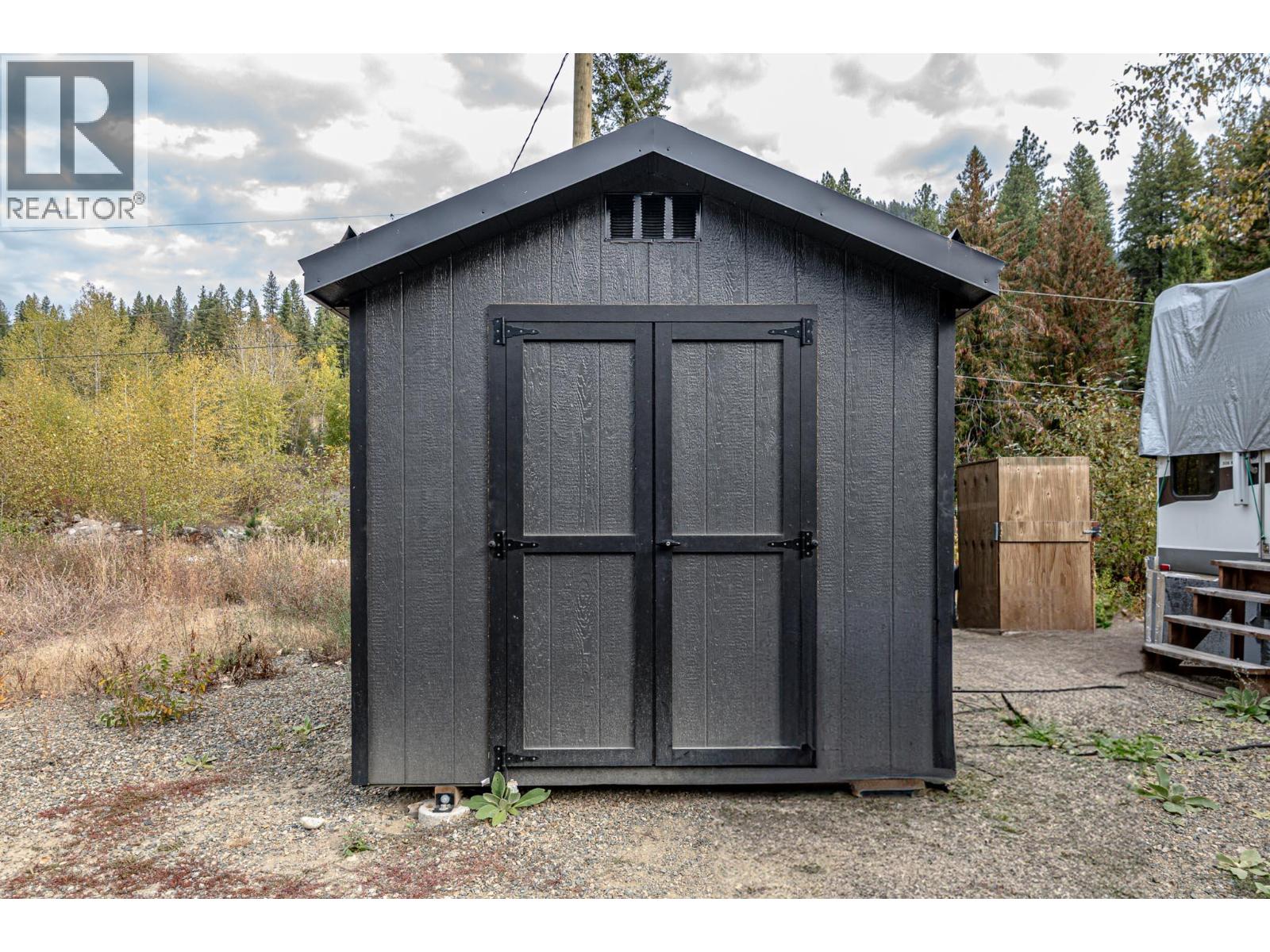 6072 Arnold Road, Salmo, British Columbia  V0G 1Z0 - Photo 14 - 10365491