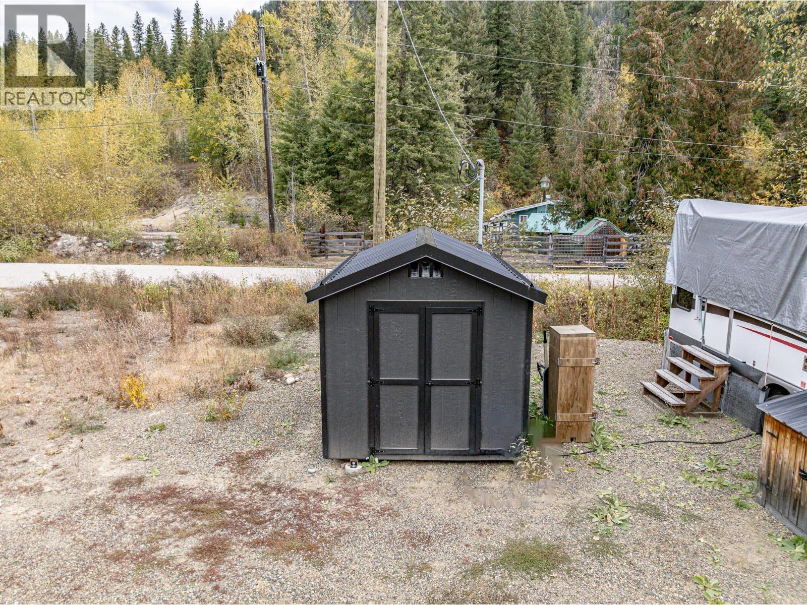 6072 Arnold Road, Salmo, British Columbia  V0G 1Z0 - Photo 22 - 10365491