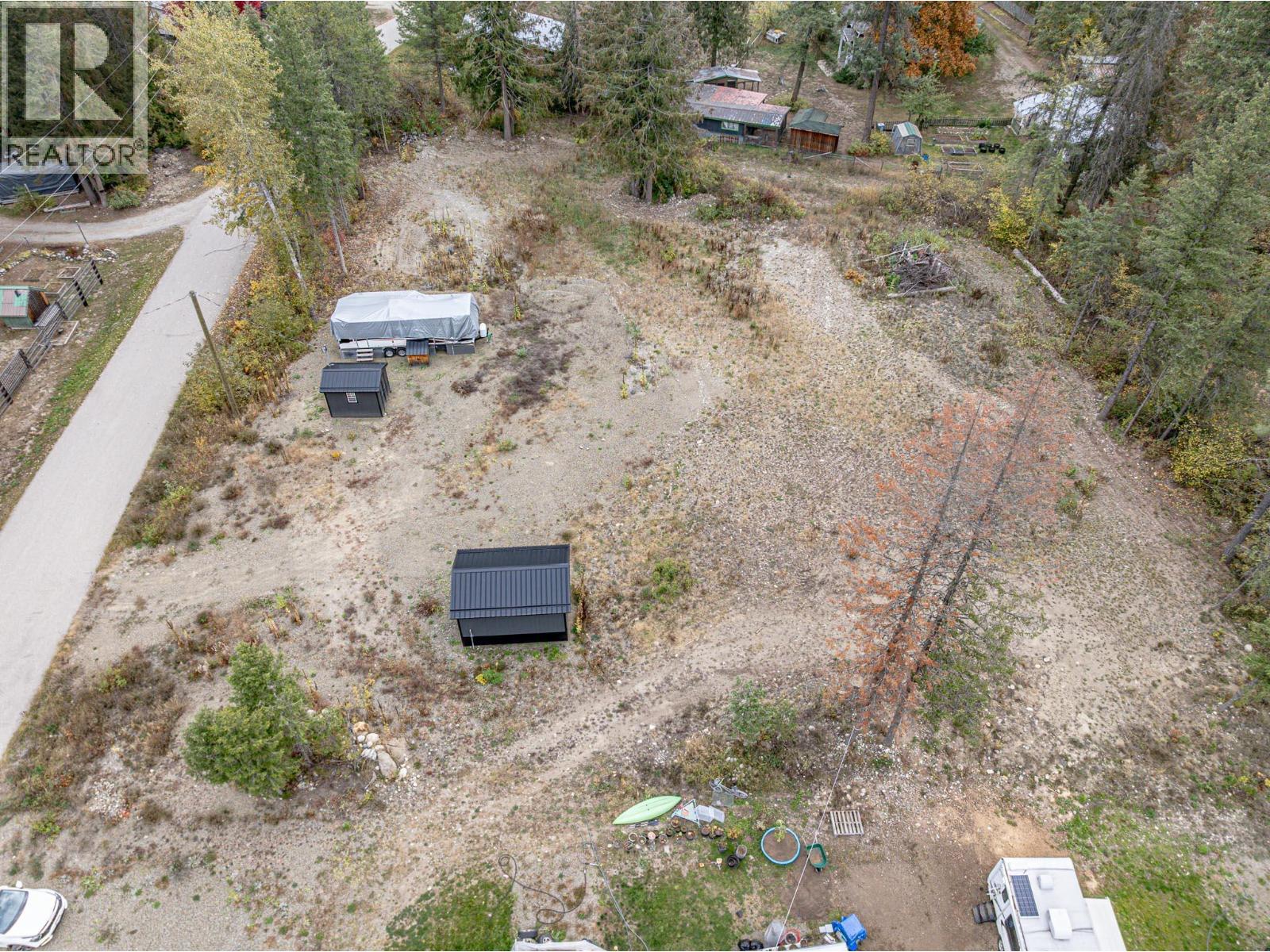 6072 Arnold Road, Salmo, British Columbia  V0G 1Z0 - Photo 3 - 10365491