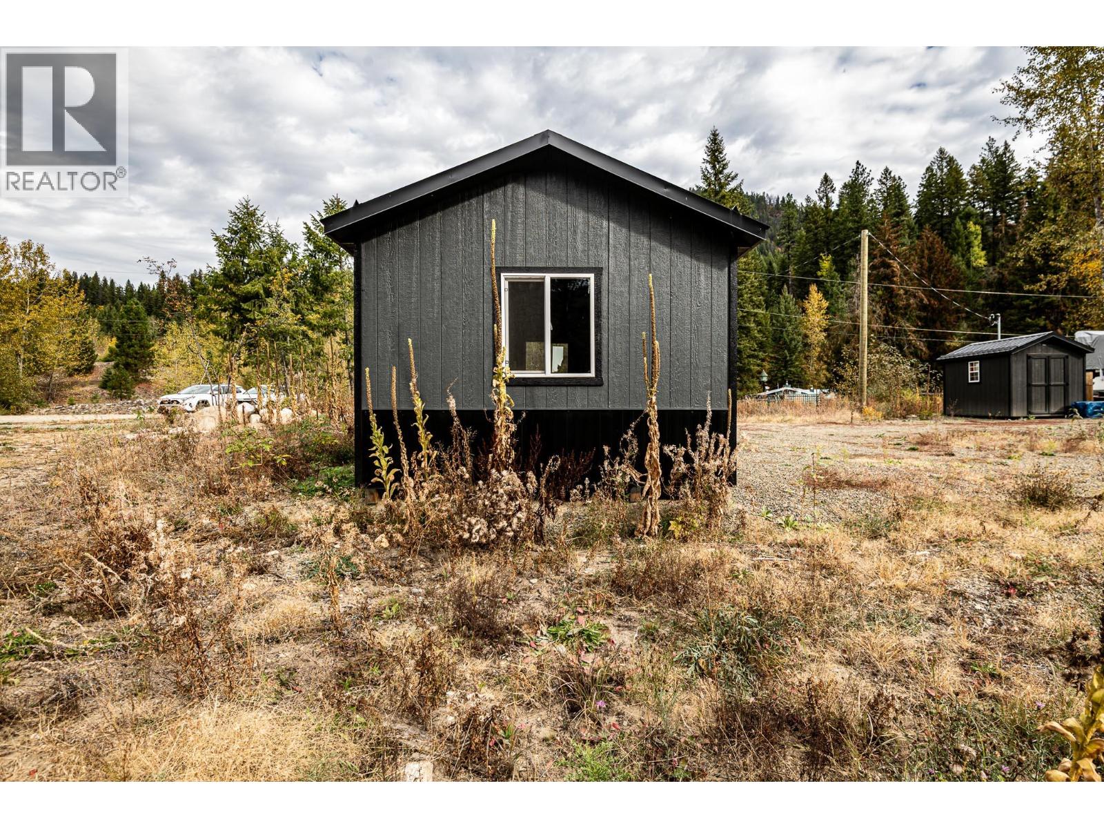 6072 Arnold Road, Salmo, British Columbia  V0G 1Z0 - Photo 9 - 10365491