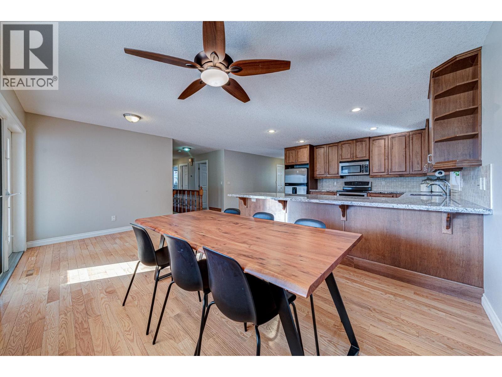 5 Caledonia Place, Elkford, British Columbia  V0B 1H0 - Photo 17 - 10365763