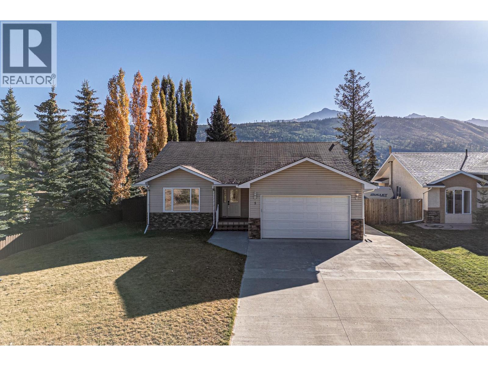 5 Caledonia Place, Elkford, British Columbia  V0B 1H0 - Photo 67 - 10365763