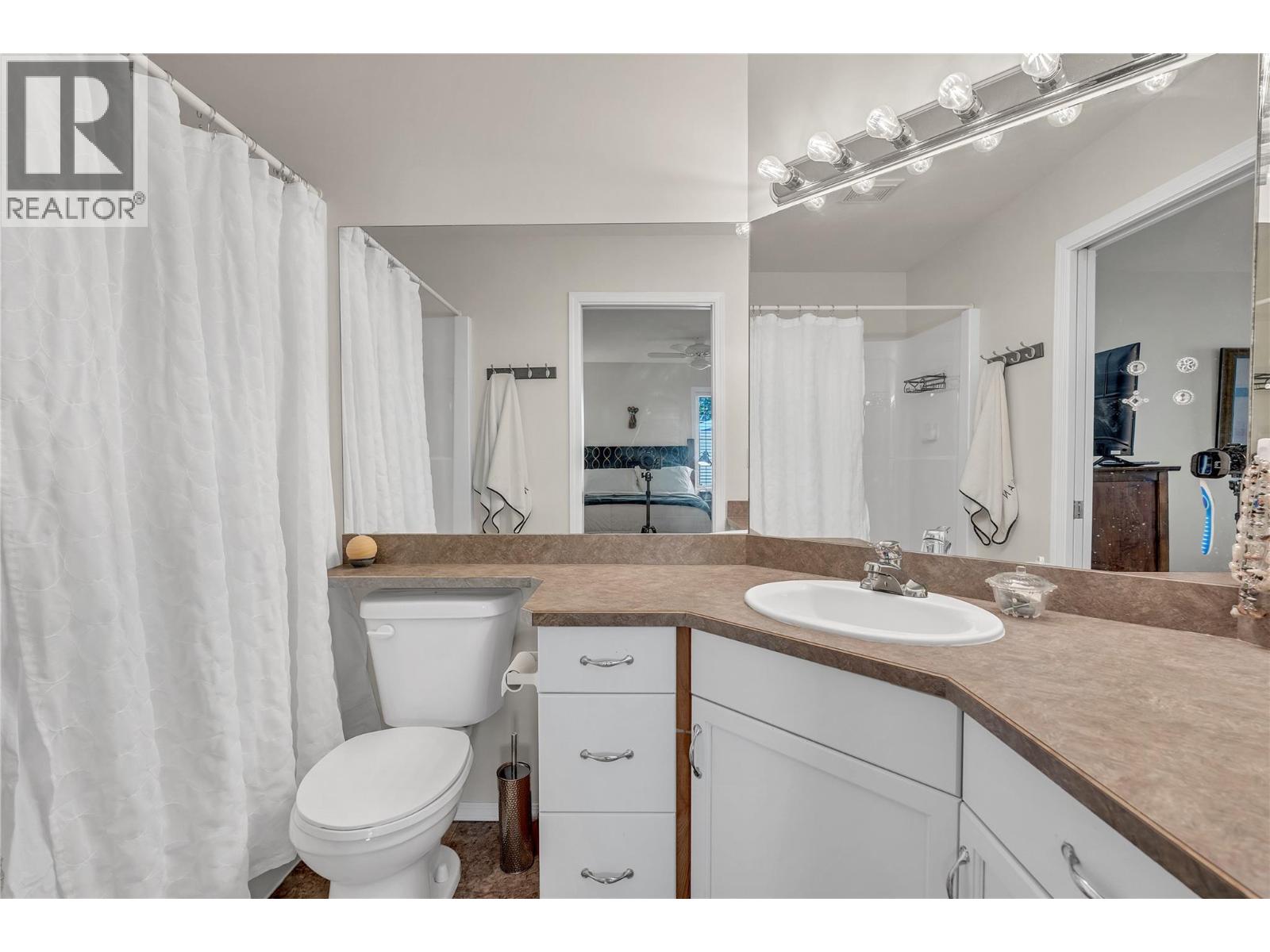 654 Pickering Street Unit# 107, Penticton, British Columbia  V2A 4H2 - Photo 13 - 10362926