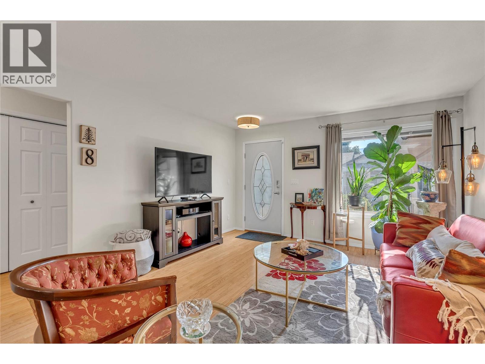 654 Pickering Street Unit# 107, Penticton, British Columbia  V2A 4H2 - Photo 5 - 10362926