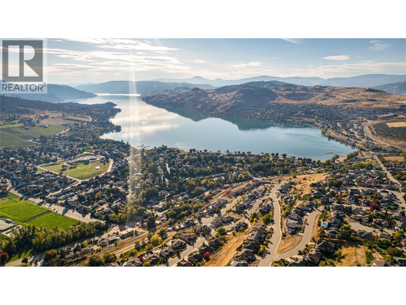 8768 Cortland Place, Coldstream, British Columbia  V1B 4B8 - Photo 3 - 10365499