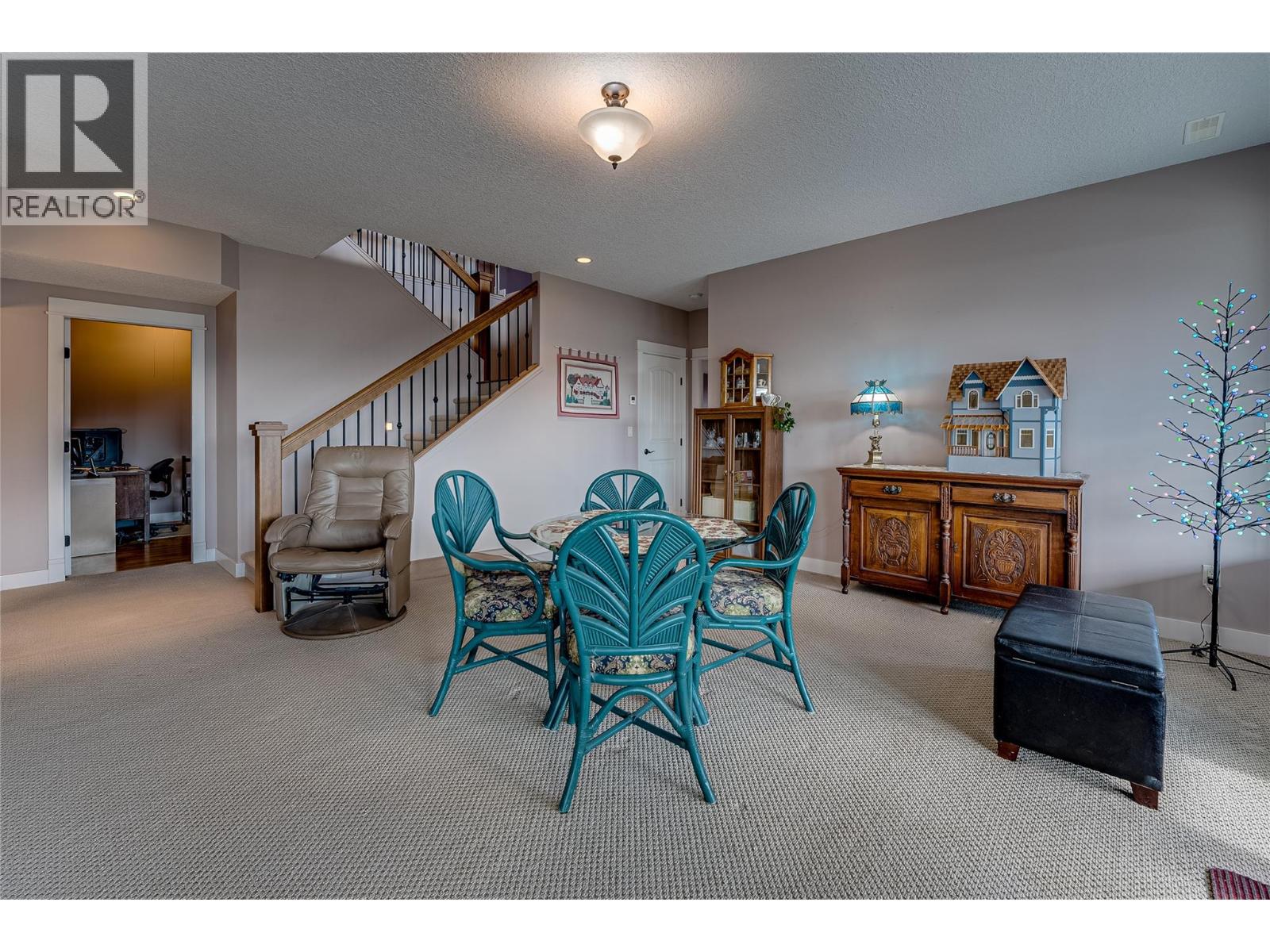 8768 Cortland Place, Coldstream, British Columbia  V1B 4B8 - Photo 38 - 10365499