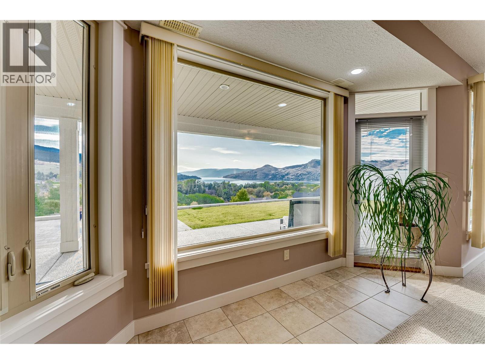 8768 Cortland Place, Coldstream, British Columbia  V1B 4B8 - Photo 40 - 10365499