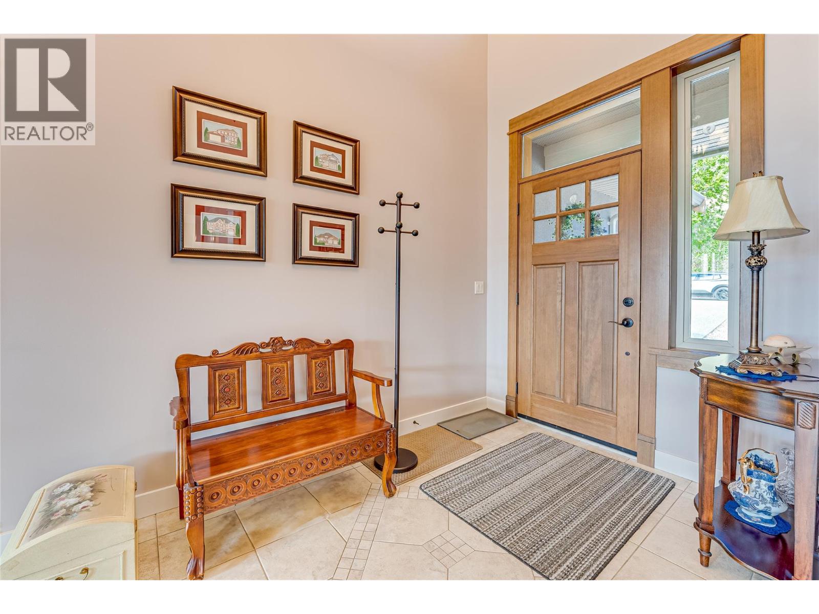 8768 Cortland Place, Coldstream, British Columbia  V1B 4B8 - Photo 5 - 10365499