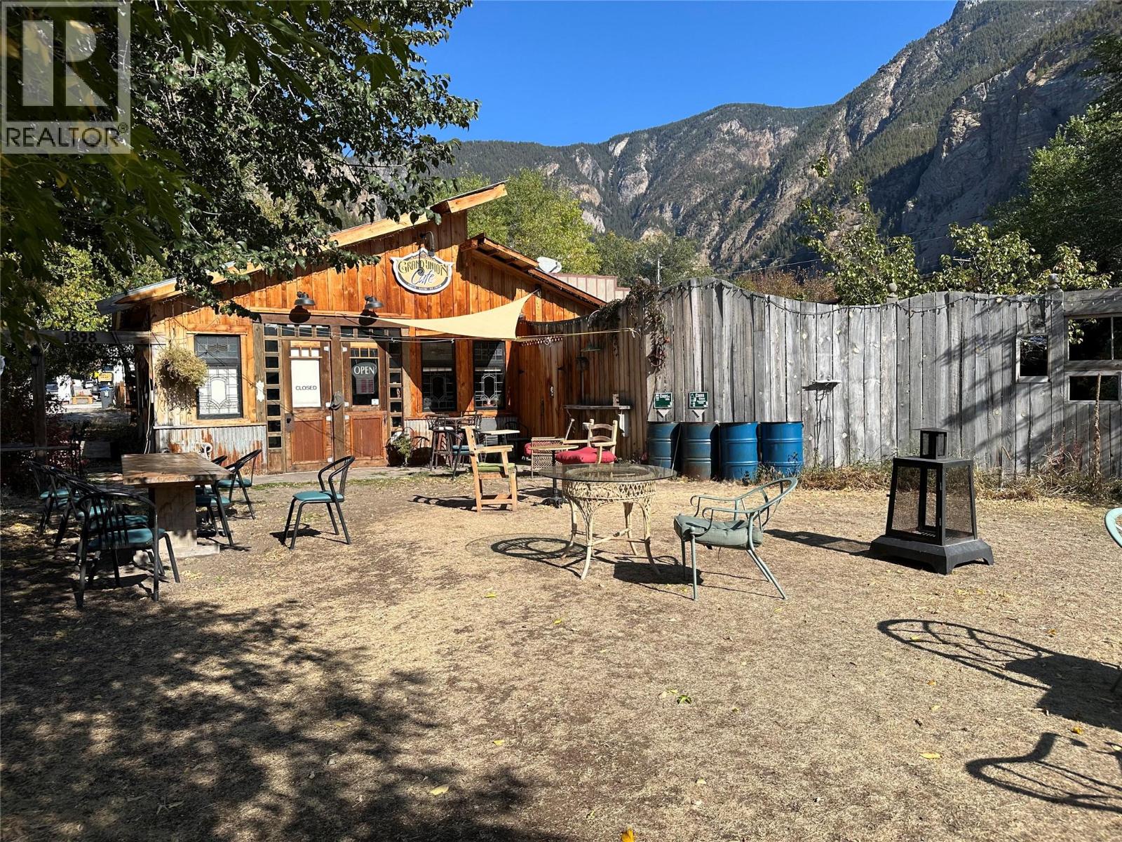 959 Cawston Avenue, Hedley, British Columbia  V0K 1K0 - Photo 11 - 10365683