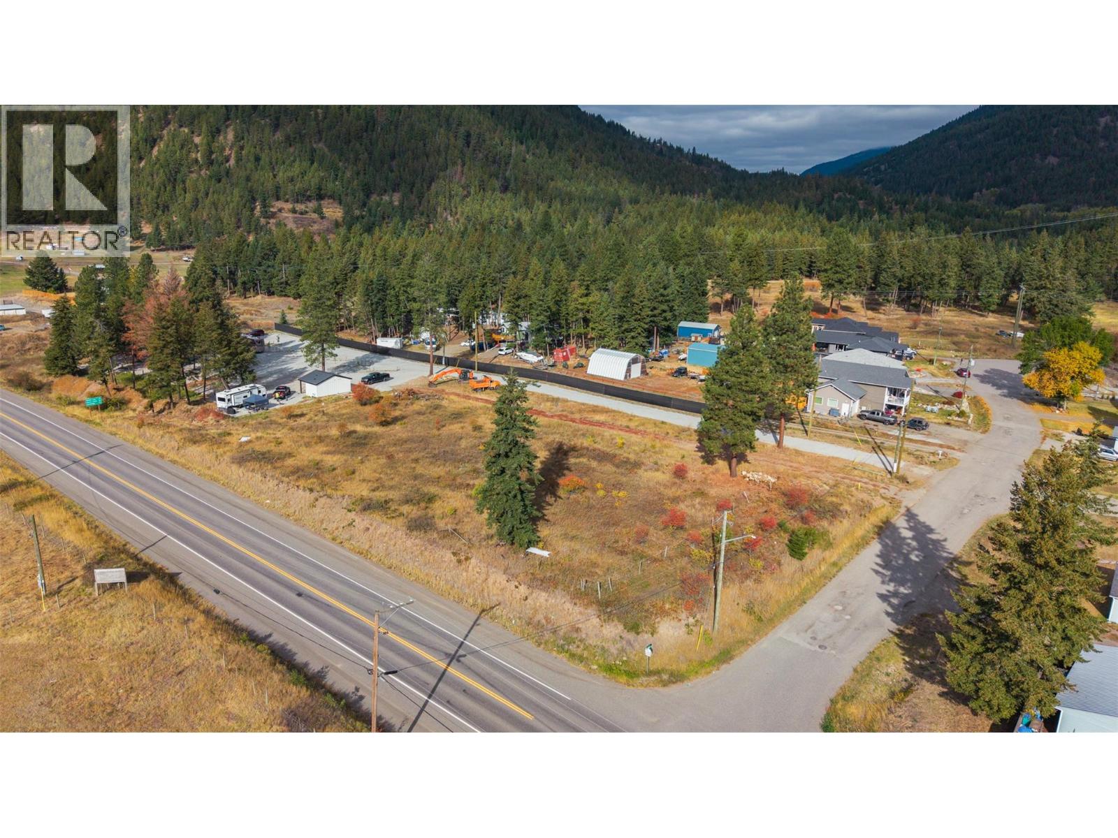 2946 Westridge Drive, Falkland, British Columbia  V0E 1W0 - Photo 20 - 10365408