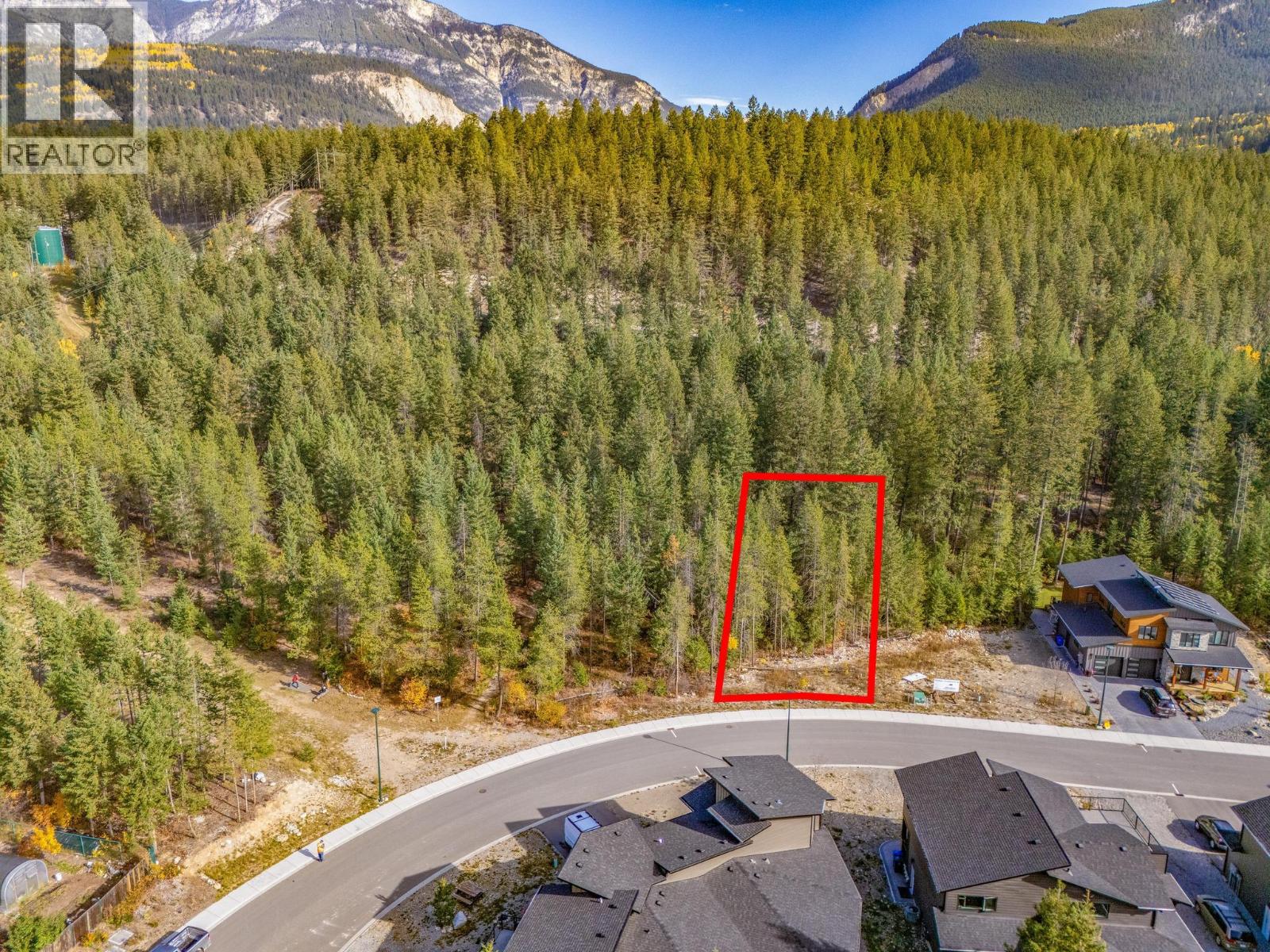 1541 Cedar Street, Golden, British Columbia  V0A 1H0 - Photo 10 - 10365822