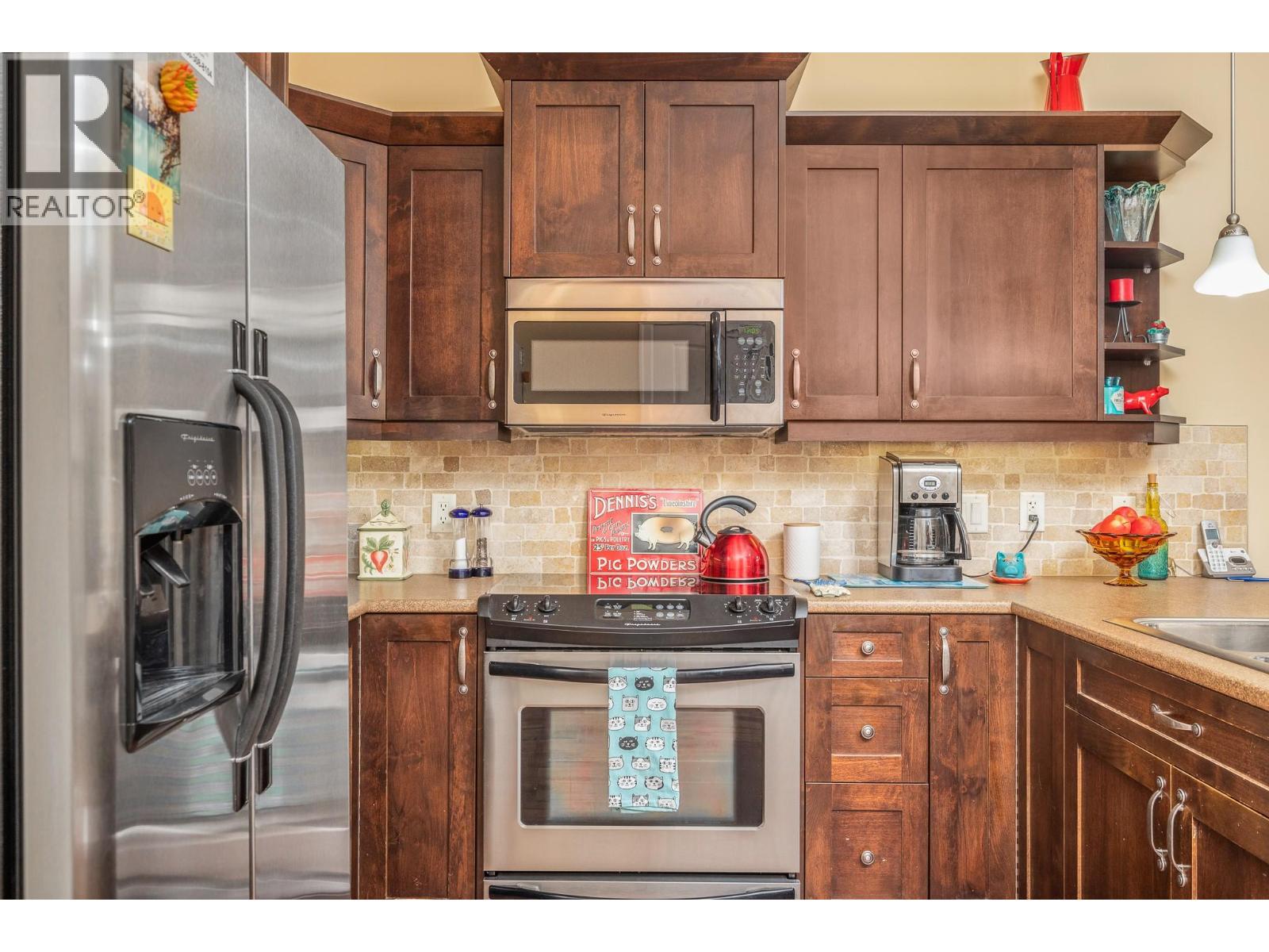 9100 Mackie Drive Unit# 212, Coldstream, British Columbia  V1B 1G9 - Photo 12 - 10365603