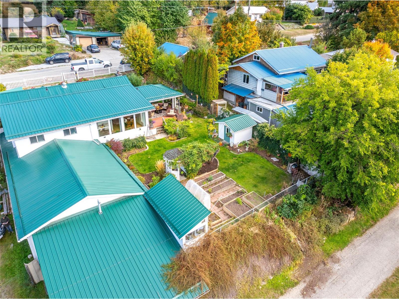 1529 Russel Avenue, Riondel, British Columbia  V0B 2B0 - Photo 25 - 10365772