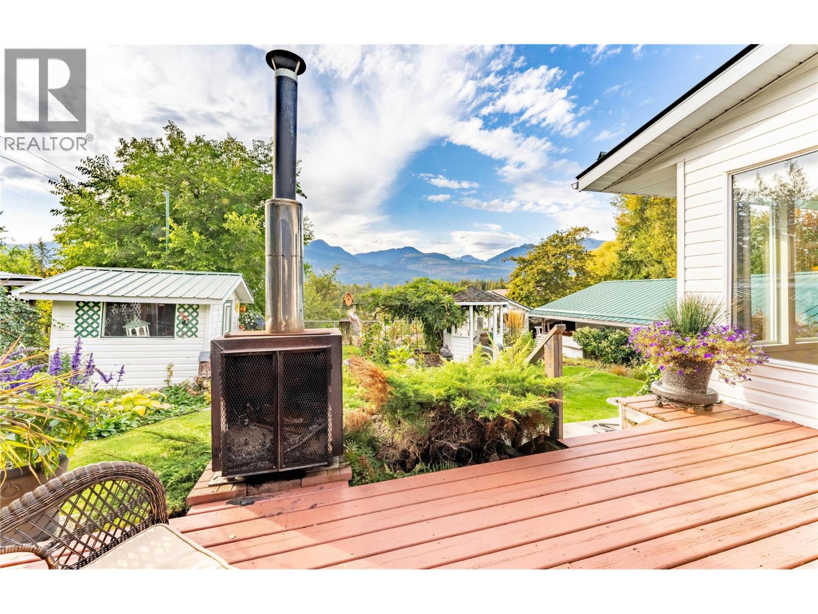 1529 Russel Avenue, Riondel, British Columbia  V0B 2B0 - Photo 43 - 10365772