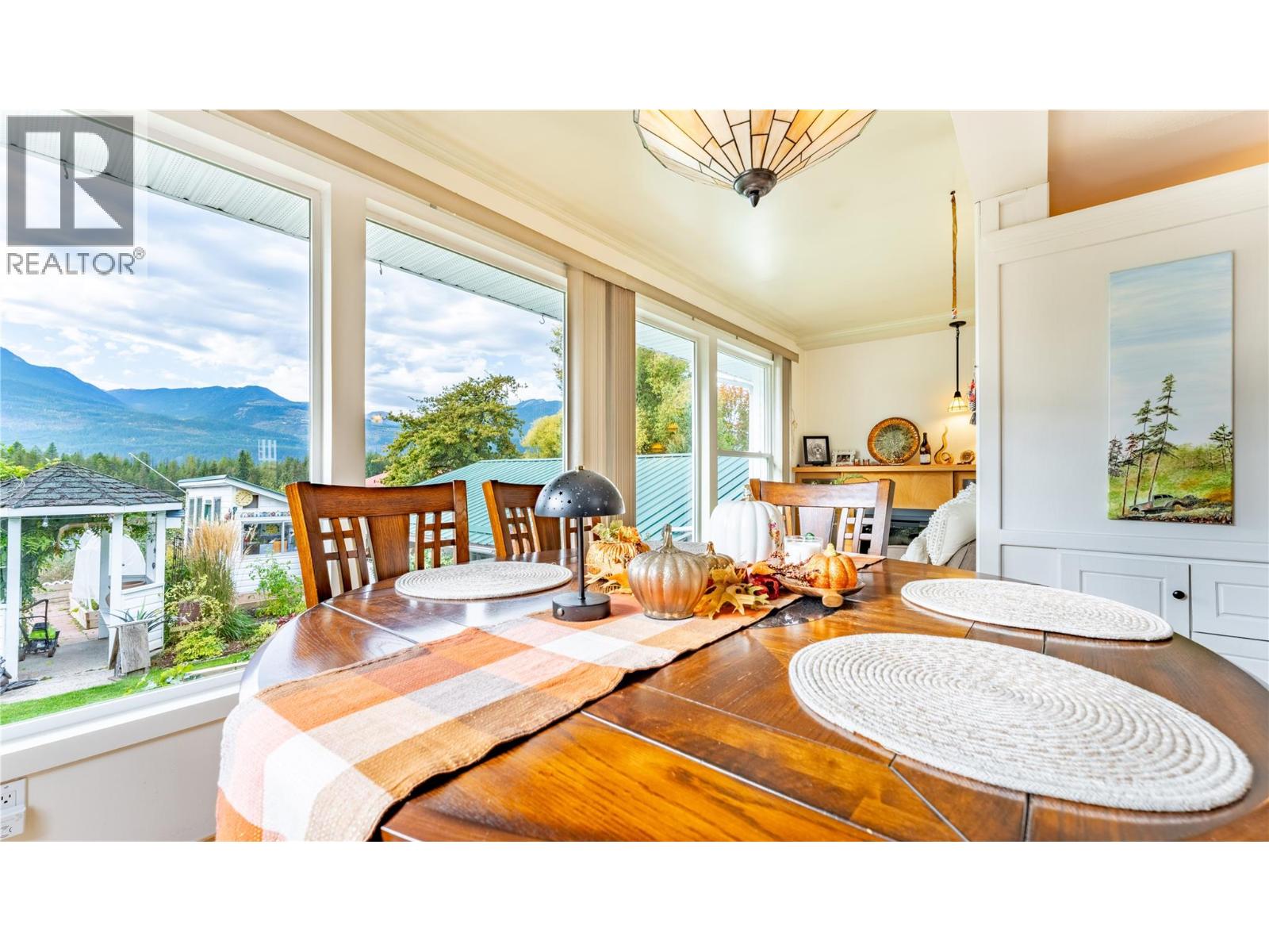 1529 Russel Avenue, Riondel, British Columbia  V0B 2B0 - Photo 45 - 10365772