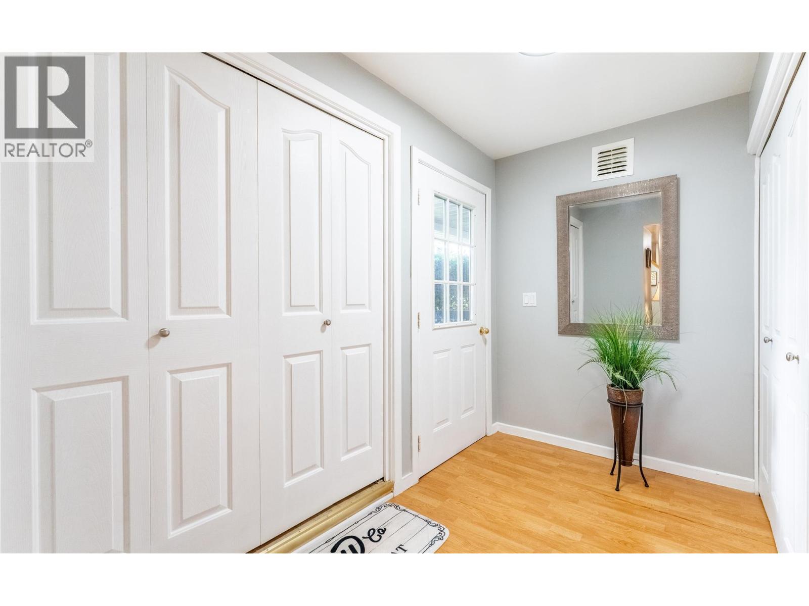 1529 Russel Avenue, Riondel, British Columbia  V0B 2B0 - Photo 70 - 10365772