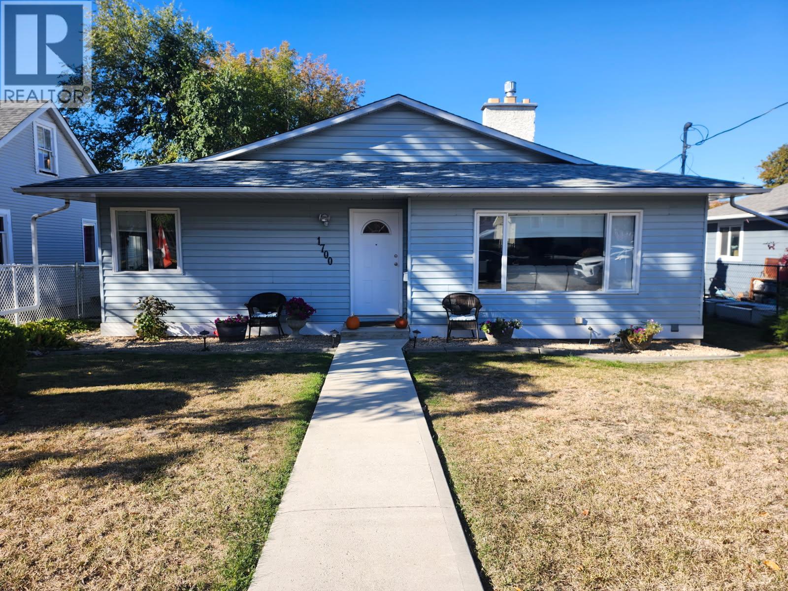 1700 30 Street, Vernon, British Columbia  V1T 5C3 - Photo 1 - 10365711