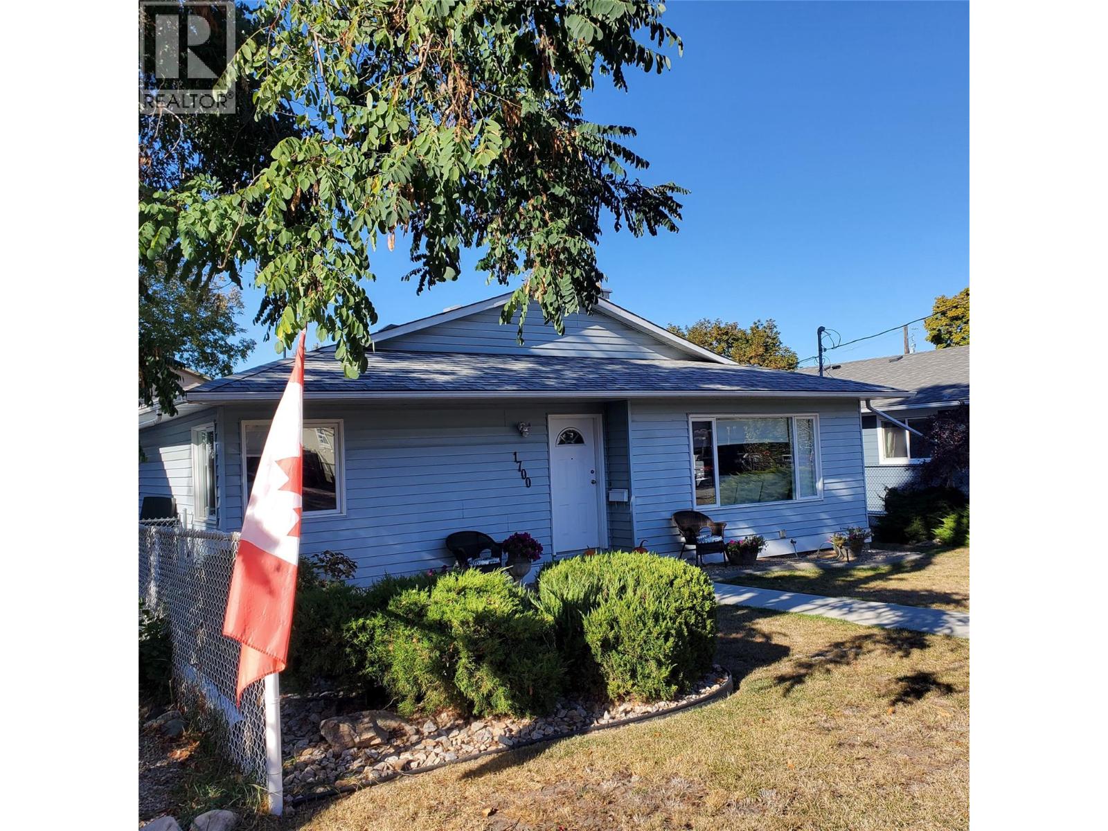 1700 30 Street, Vernon, British Columbia  V1T 5C3 - Photo 4 - 10365711
