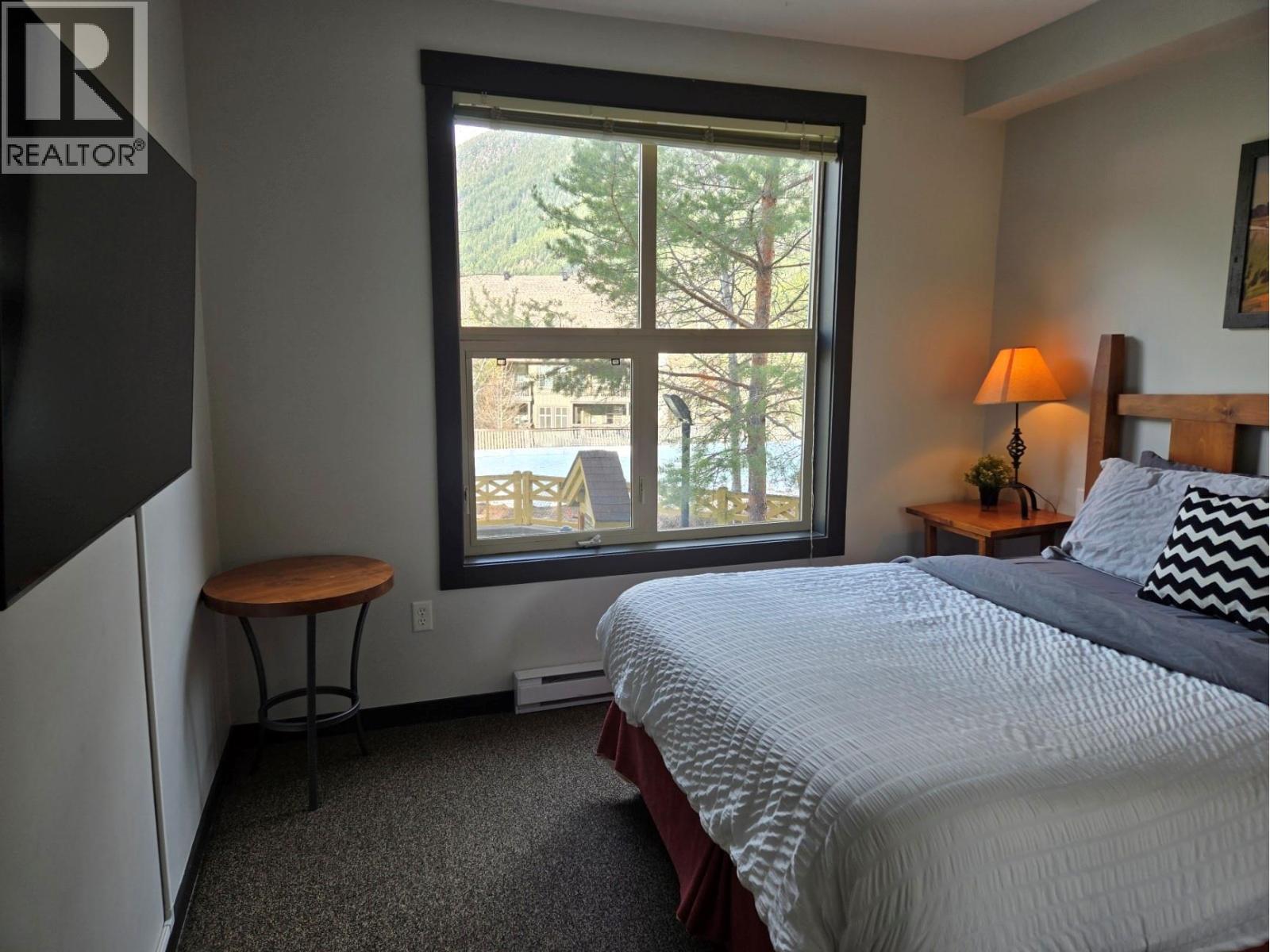 2070 Summit Drive Unit# 201a, Panorama, British Columbia  V0A 1T0 - Photo 11 - 10365829