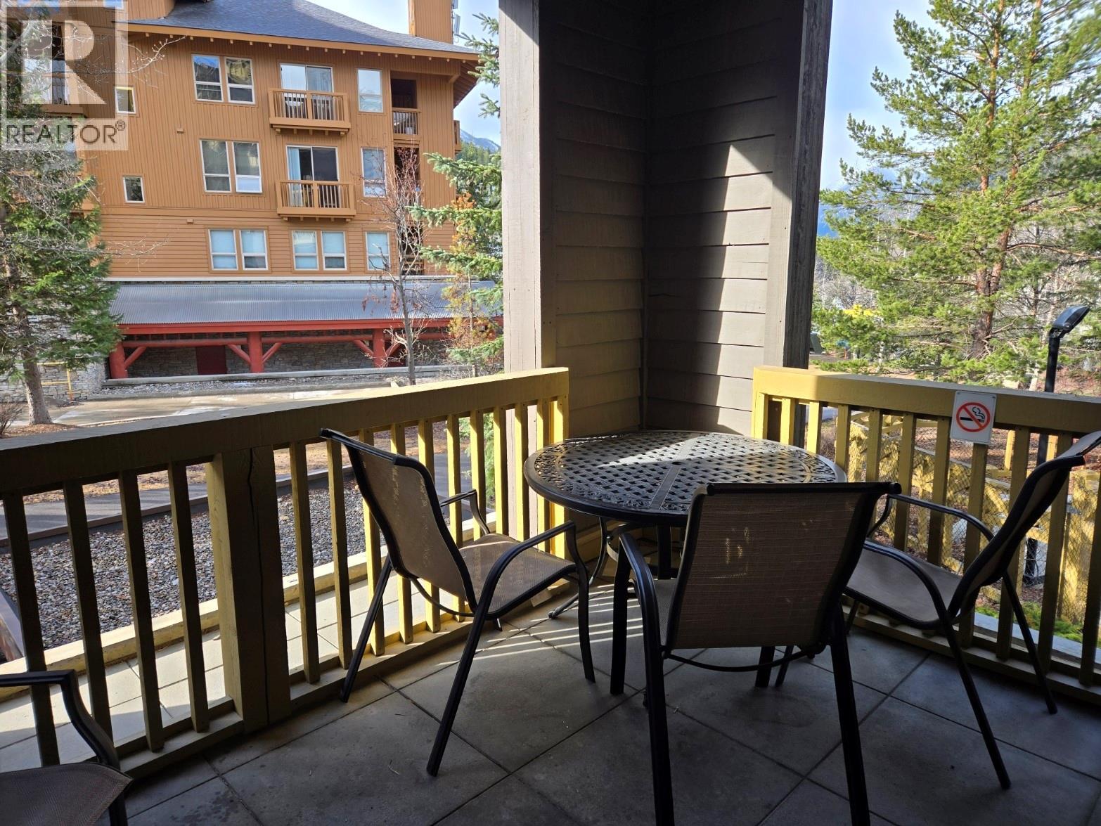2070 Summit Drive Unit# 201a, Panorama, British Columbia  V0A 1T0 - Photo 18 - 10365829