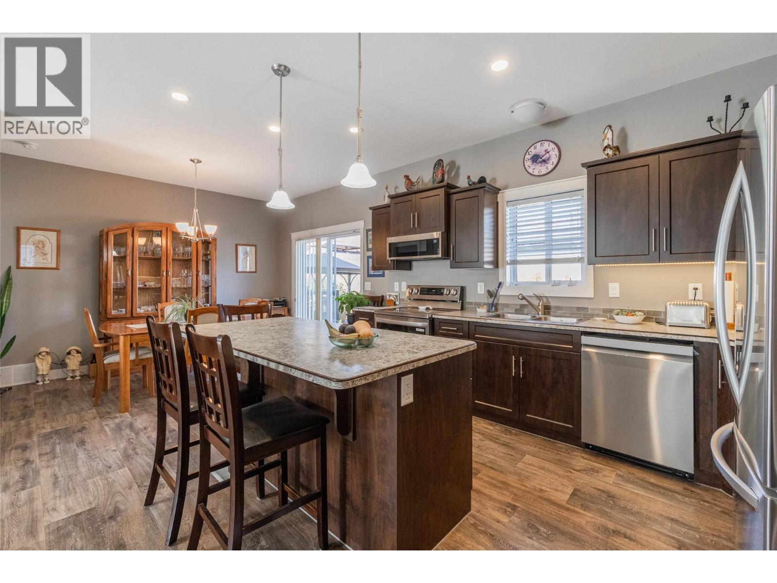 8300 Gallagher Lake Frontage Road Unit# 21, Oliver, British Columbia  V0H 1T2 - Photo 2 - 10365864