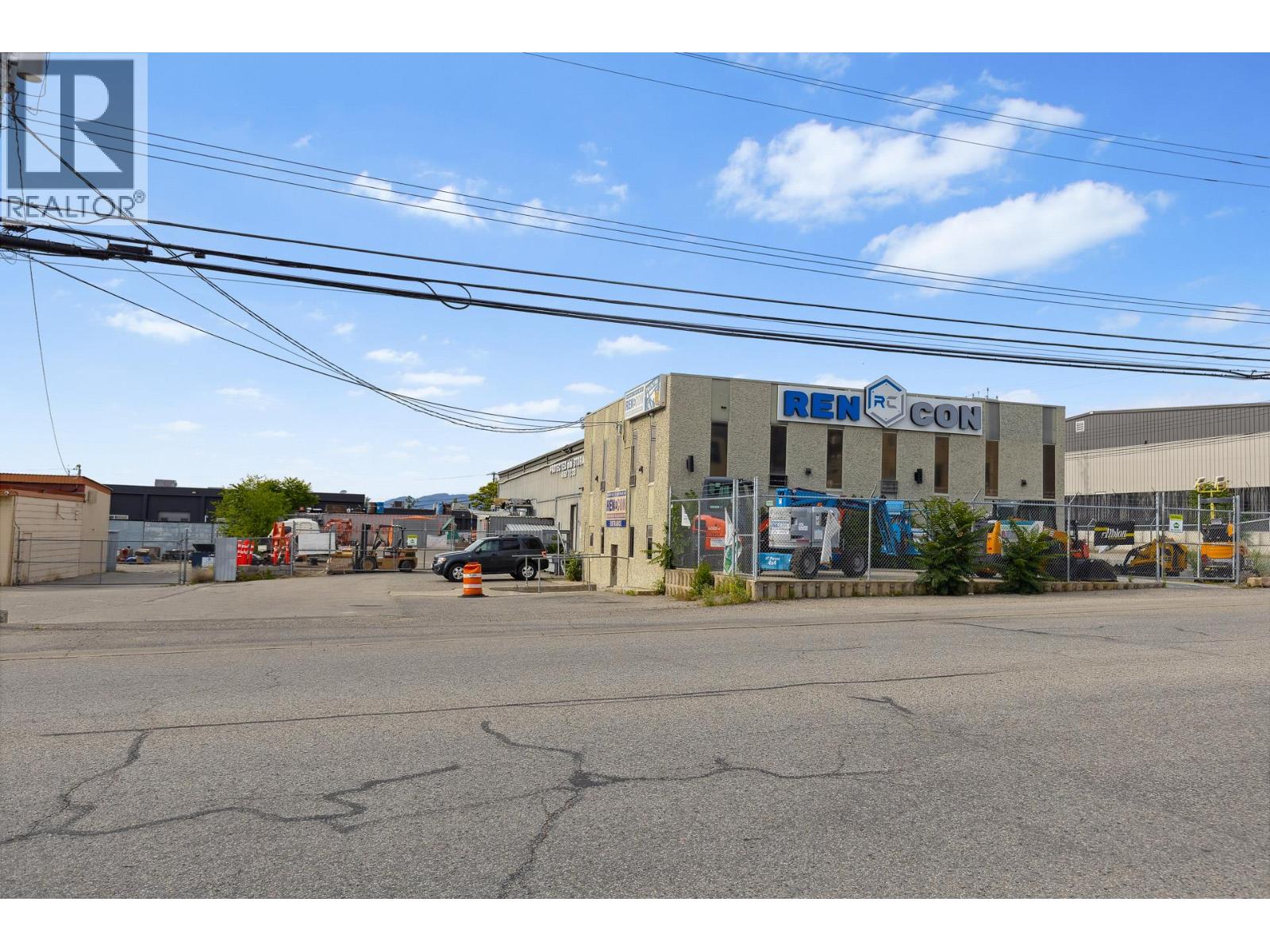 275 Okanagan Avenue E, Penticton, British Columbia  V2A 3J8 - Photo 2 - 10365800