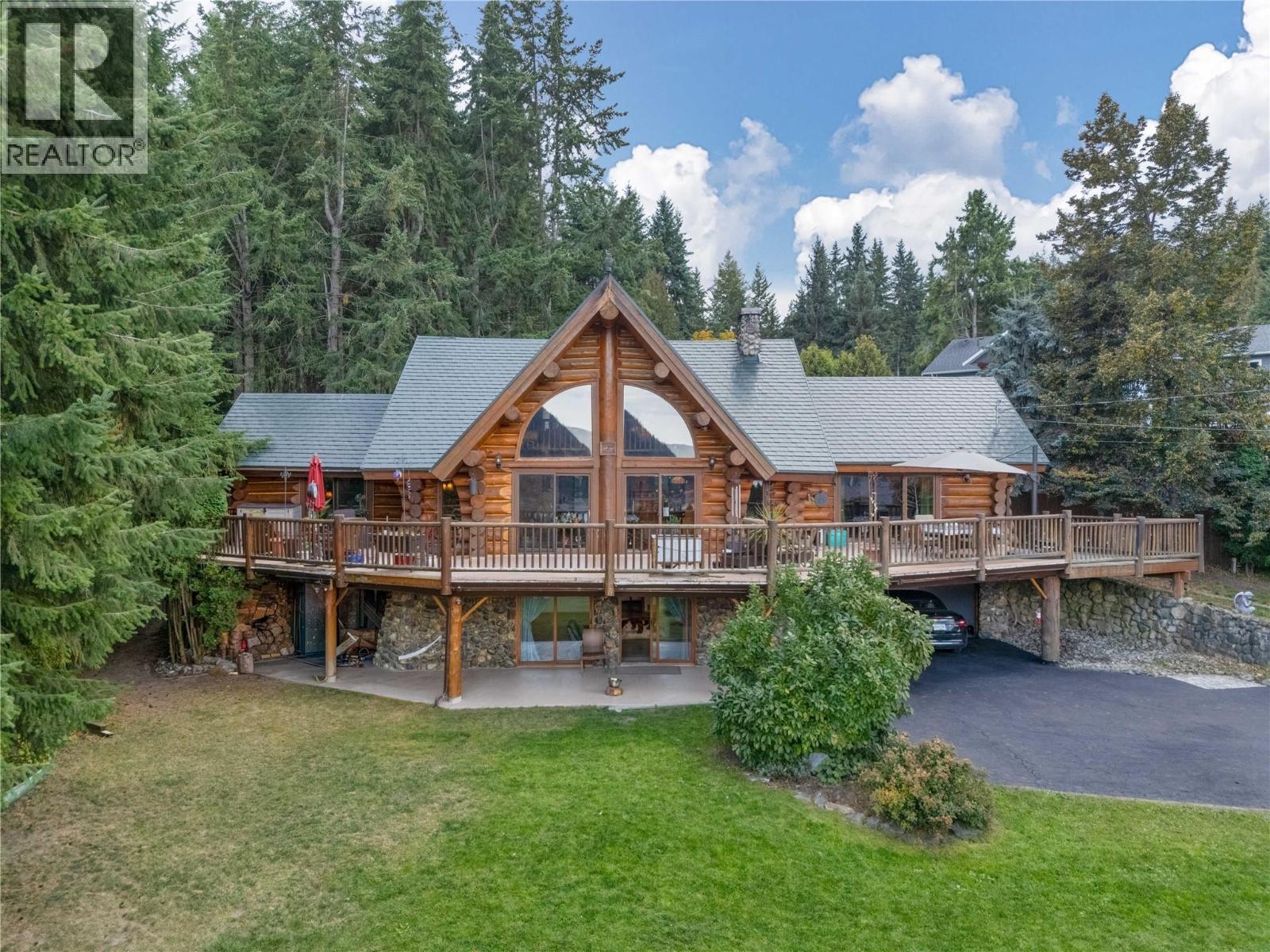 2462 Leisure Road, Blind Bay, British Columbia  V0E 1H1 - Photo 1 - 10365723