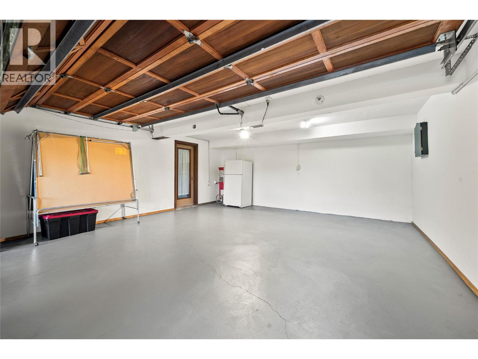 2462 Leisure Road, Blind Bay, British Columbia  V0E 1H1 - Photo 10 - 10365723