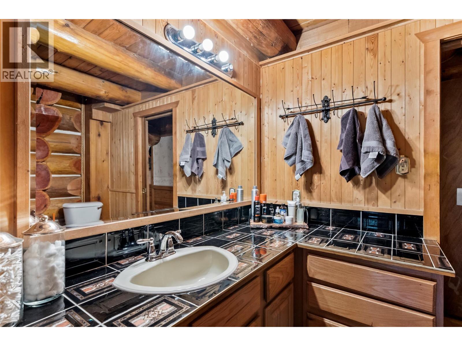 2462 Leisure Road, Blind Bay, British Columbia  V0E 1H1 - Photo 52 - 10365723