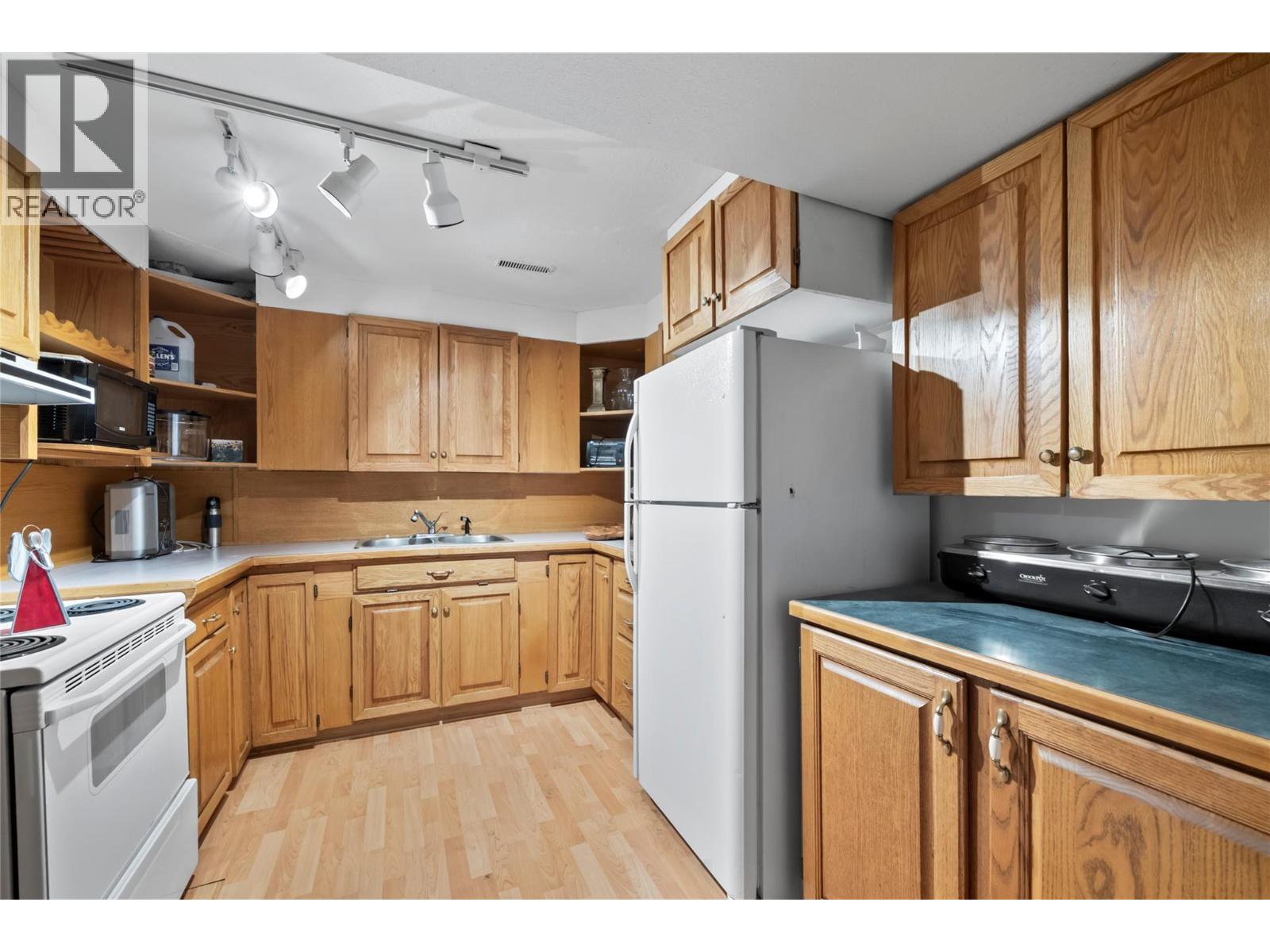 2462 Leisure Road, Blind Bay, British Columbia  V0E 1H1 - Photo 71 - 10365723