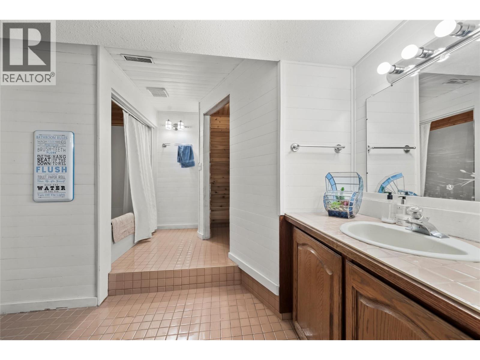 2462 Leisure Road, Blind Bay, British Columbia  V0E 1H1 - Photo 73 - 10365723