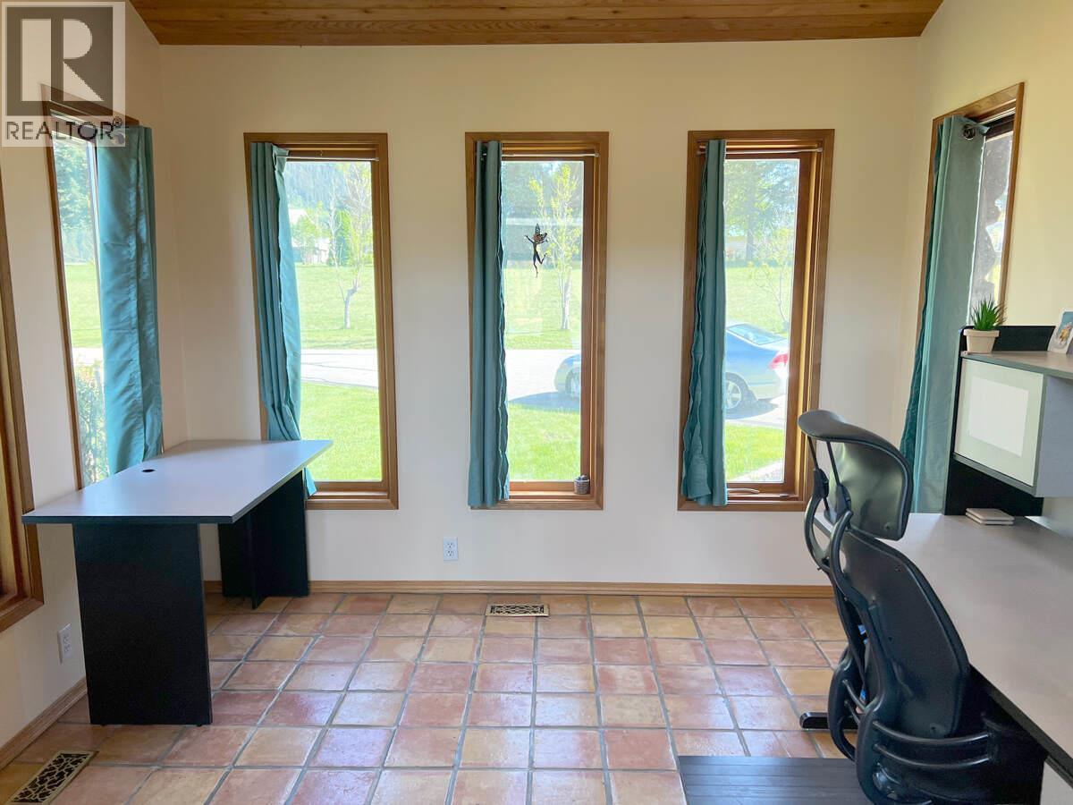 2719 Davidson Road, Shoreacres, British Columbia  V1N 4P9 - Photo 10 - 10365912