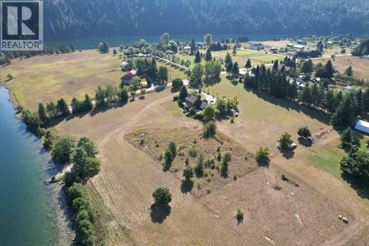 2719 Davidson Road, Shoreacres, British Columbia  V1N 4P9 - Photo 5 - 10365912