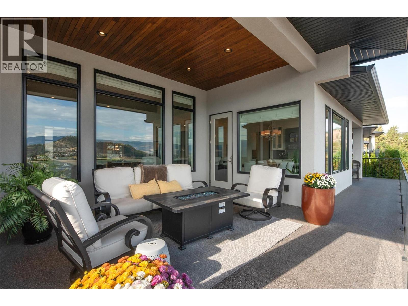 738 Highpointe Drive, Kelowna, British Columbia  V1V 2Y1 - Photo 23 - 10365685