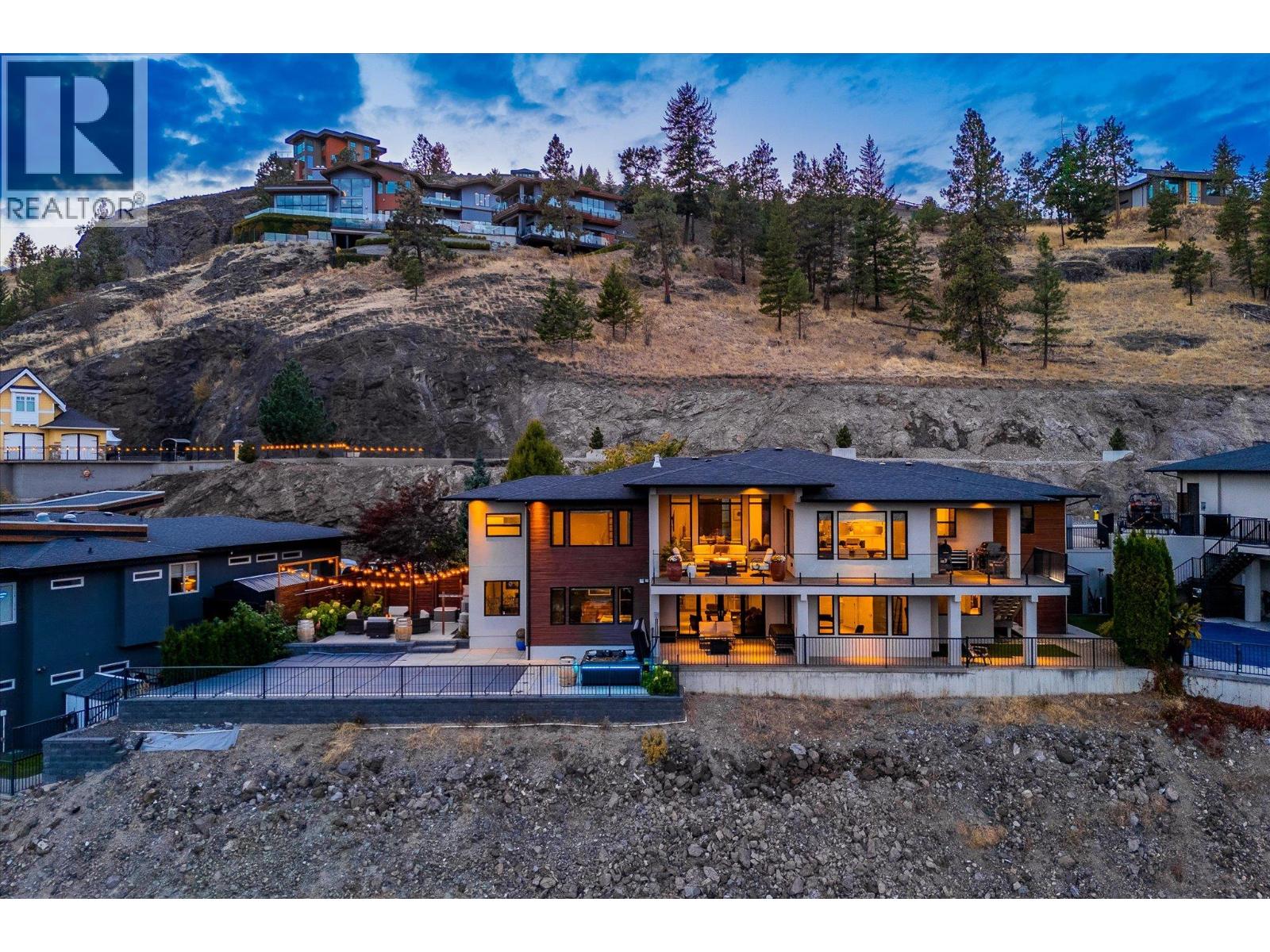 738 Highpointe Drive, Kelowna, British Columbia  V1V 2Y1 - Photo 71 - 10365685