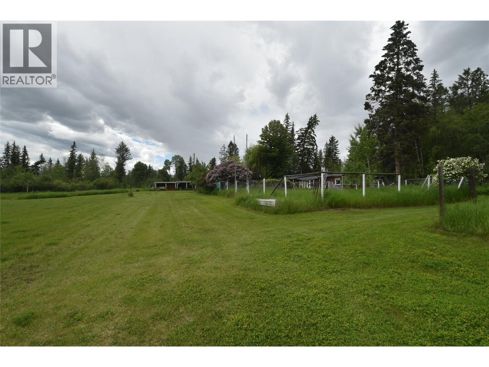 5057 Bradford Road, Skookumchuck, British Columbia  V0B 2E0 - Photo 21 - 10365859